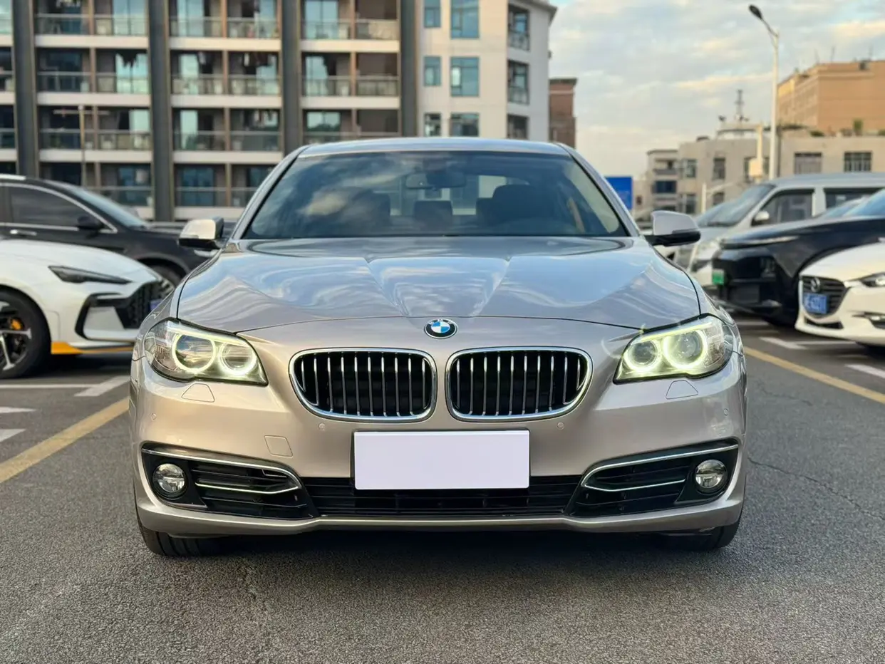BMW 5 Series  из Китая
