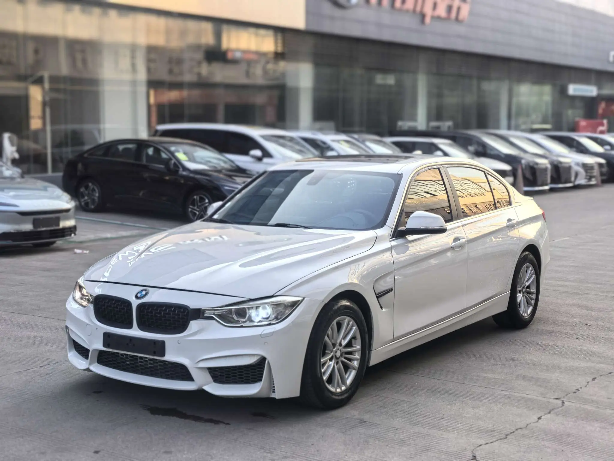 BMW 3 Series  из Китая