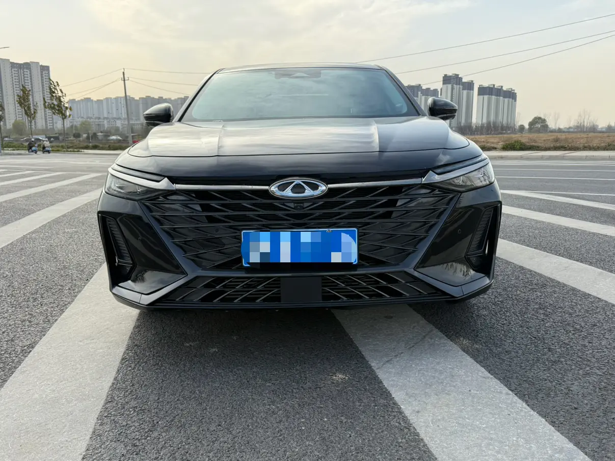 Chery Arrizo 8  из Китая