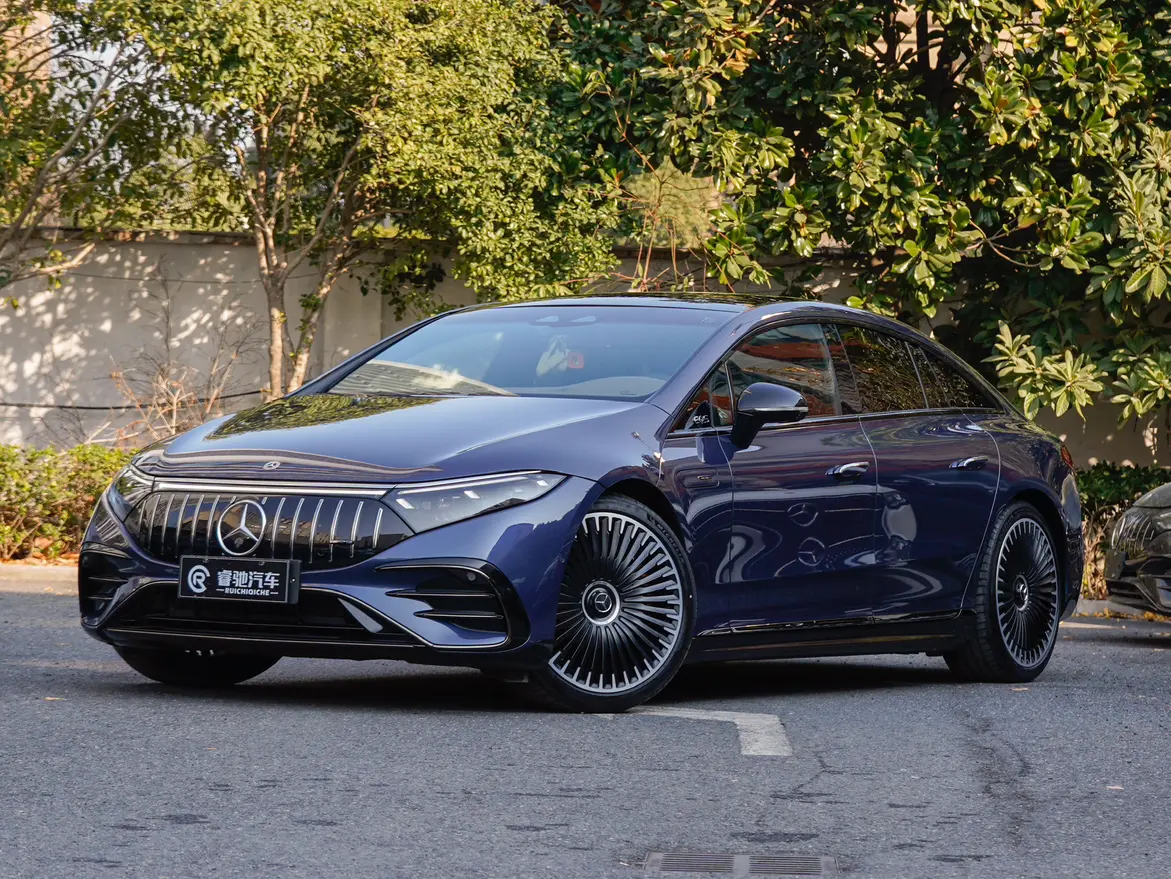 Mercedes-Benz EQS AMG  из Китая