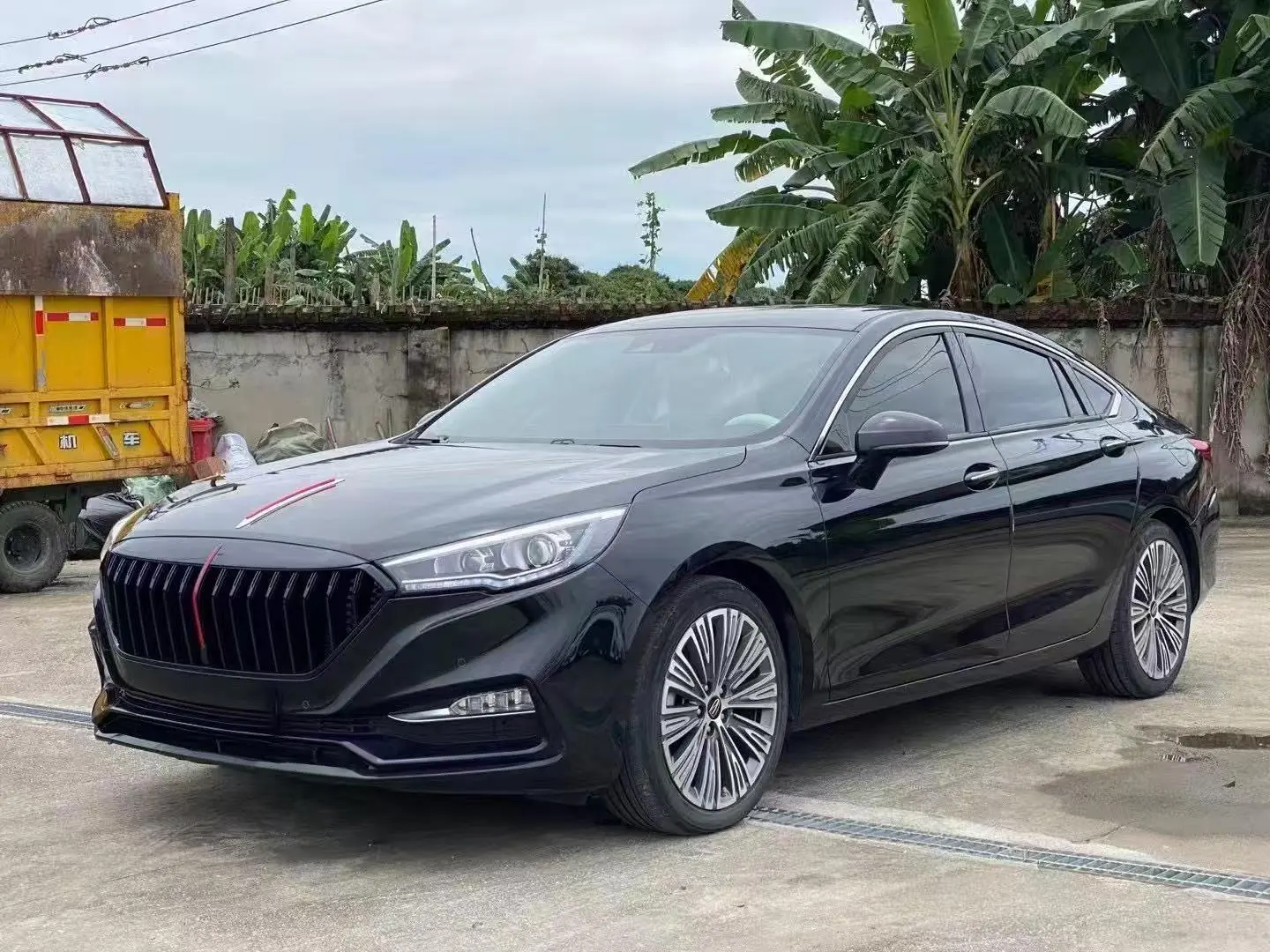 Hongqi H5 classic  из Китая