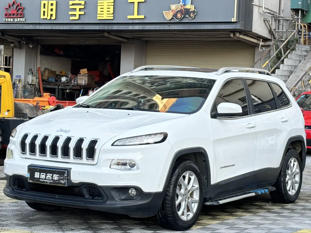 Jeep Cherokee  из Китая