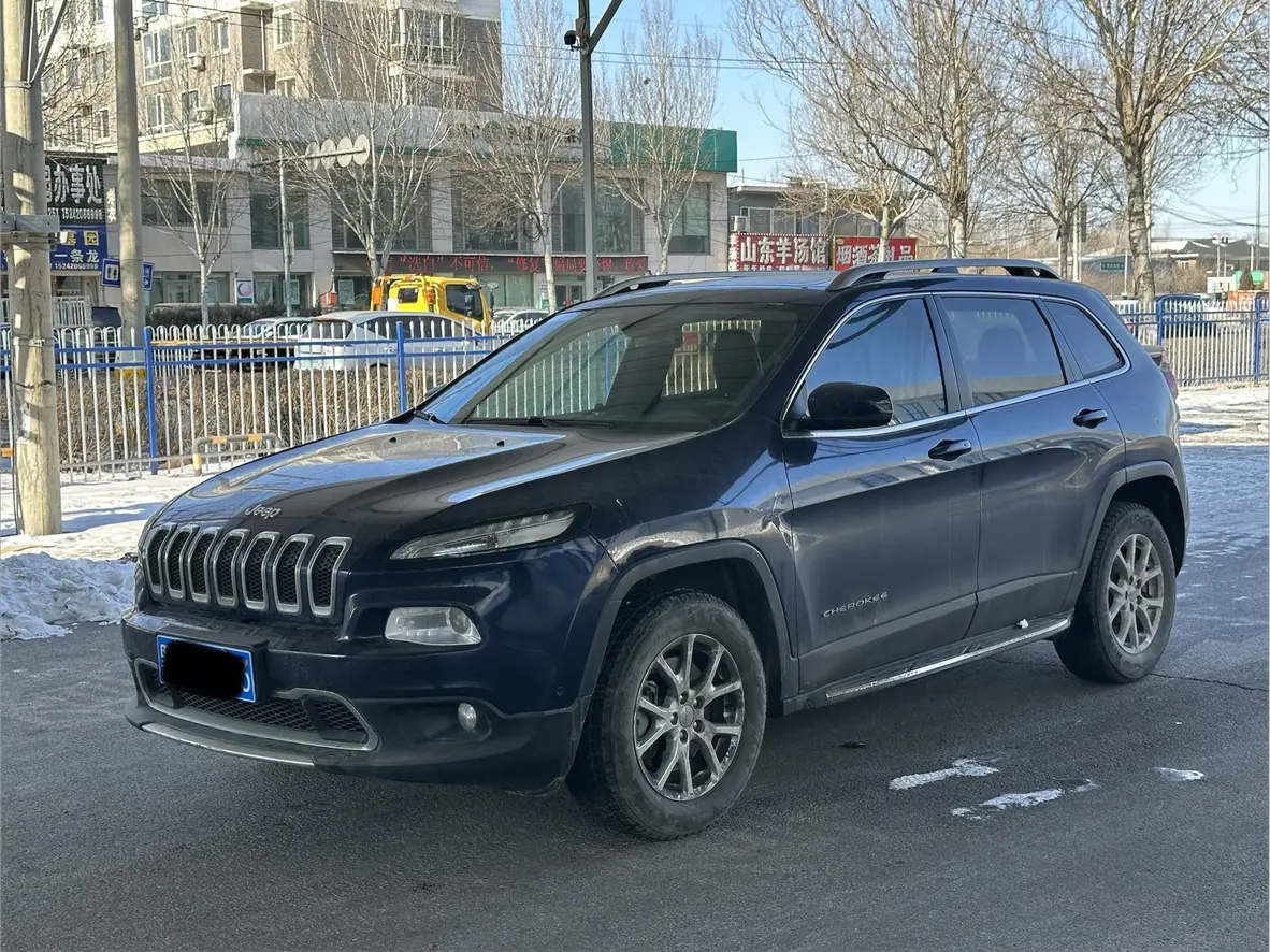 Jeep Cherokee  из Китая
