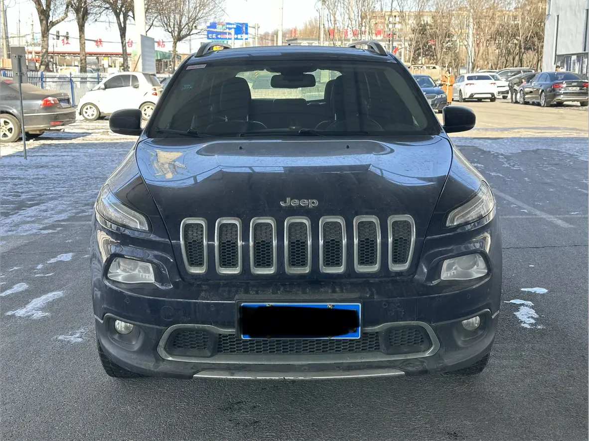 Jeep Cherokee  из Китая