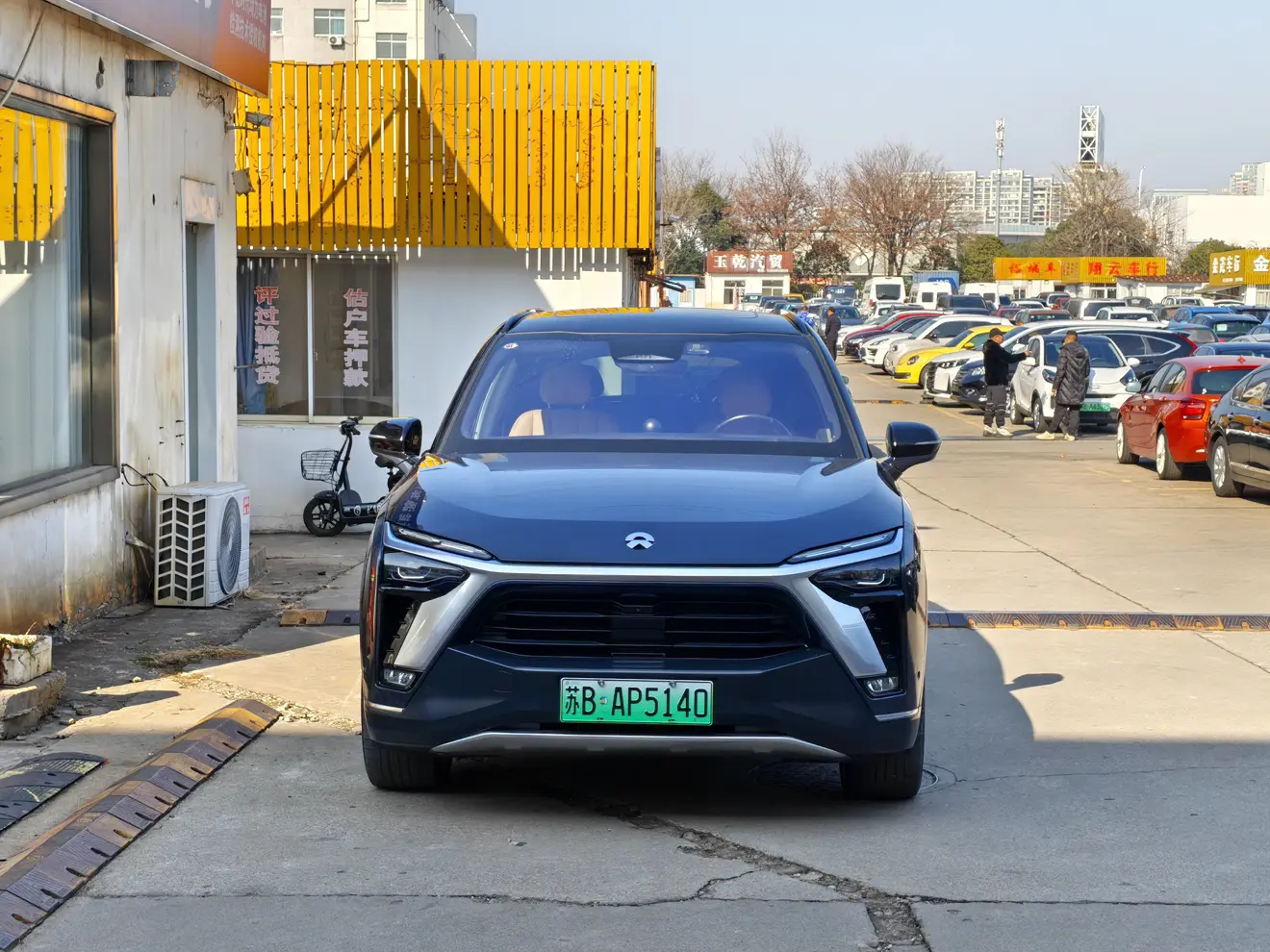 NIO ES8  из Китая