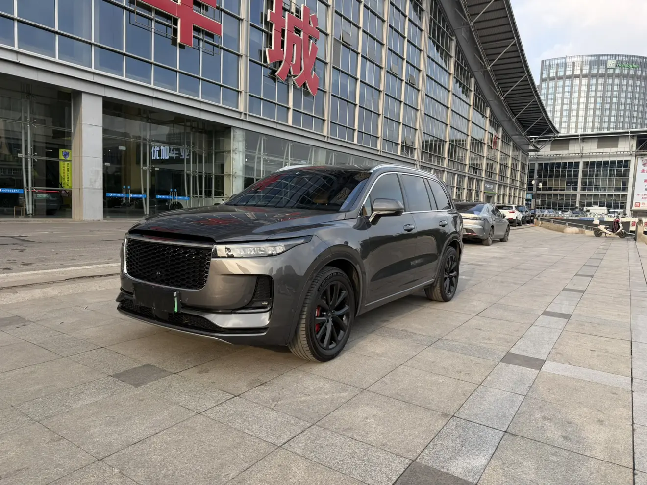 Li ONE (Ideal ONE)  из Китая