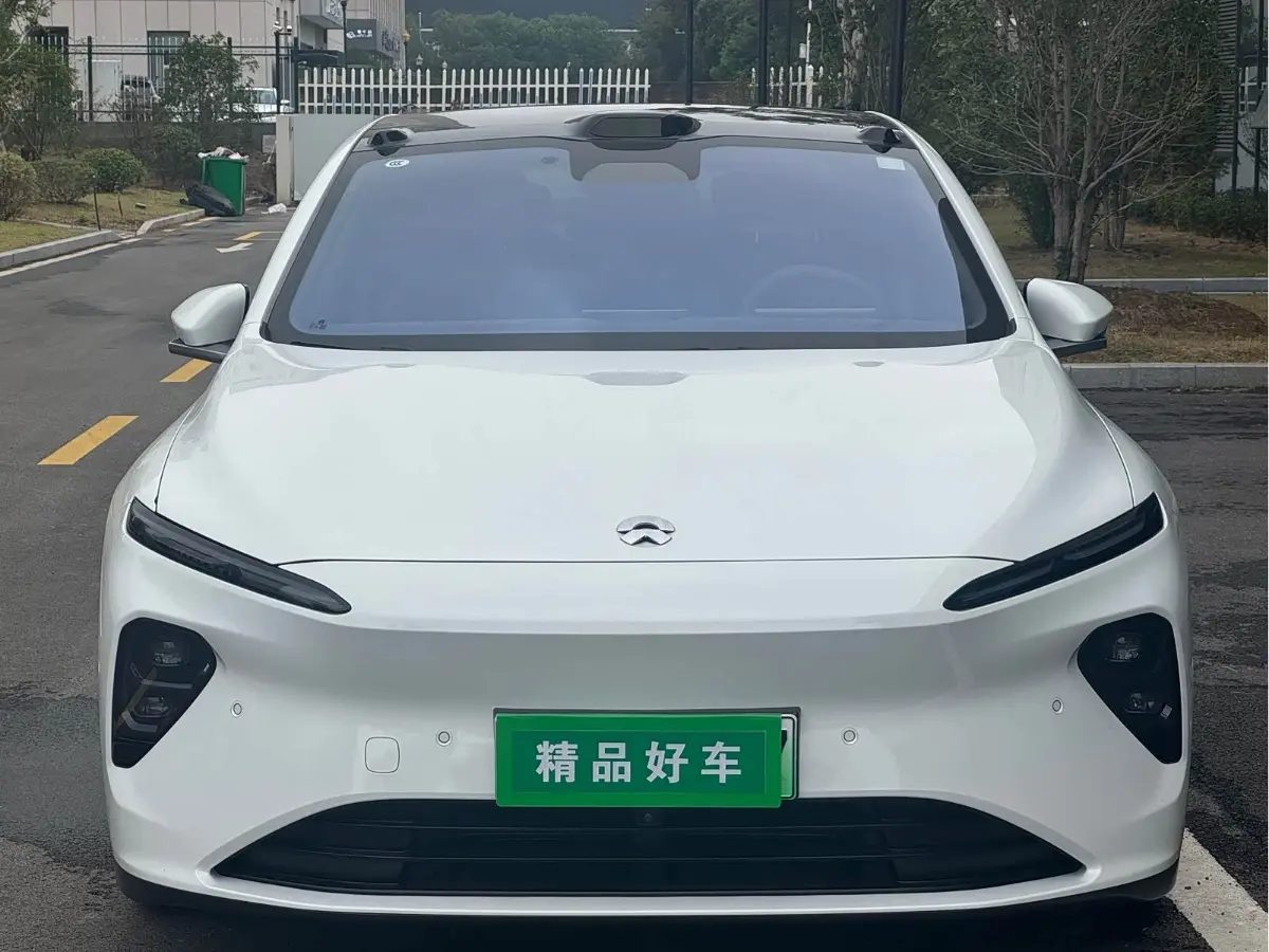 NIO ET7  из Китая