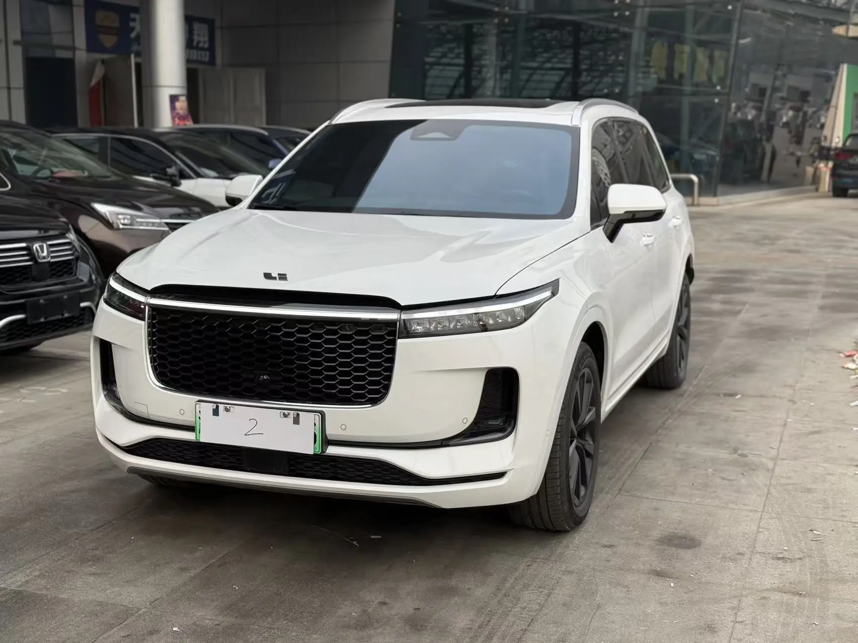 Li ONE (Ideal ONE)  из Китая