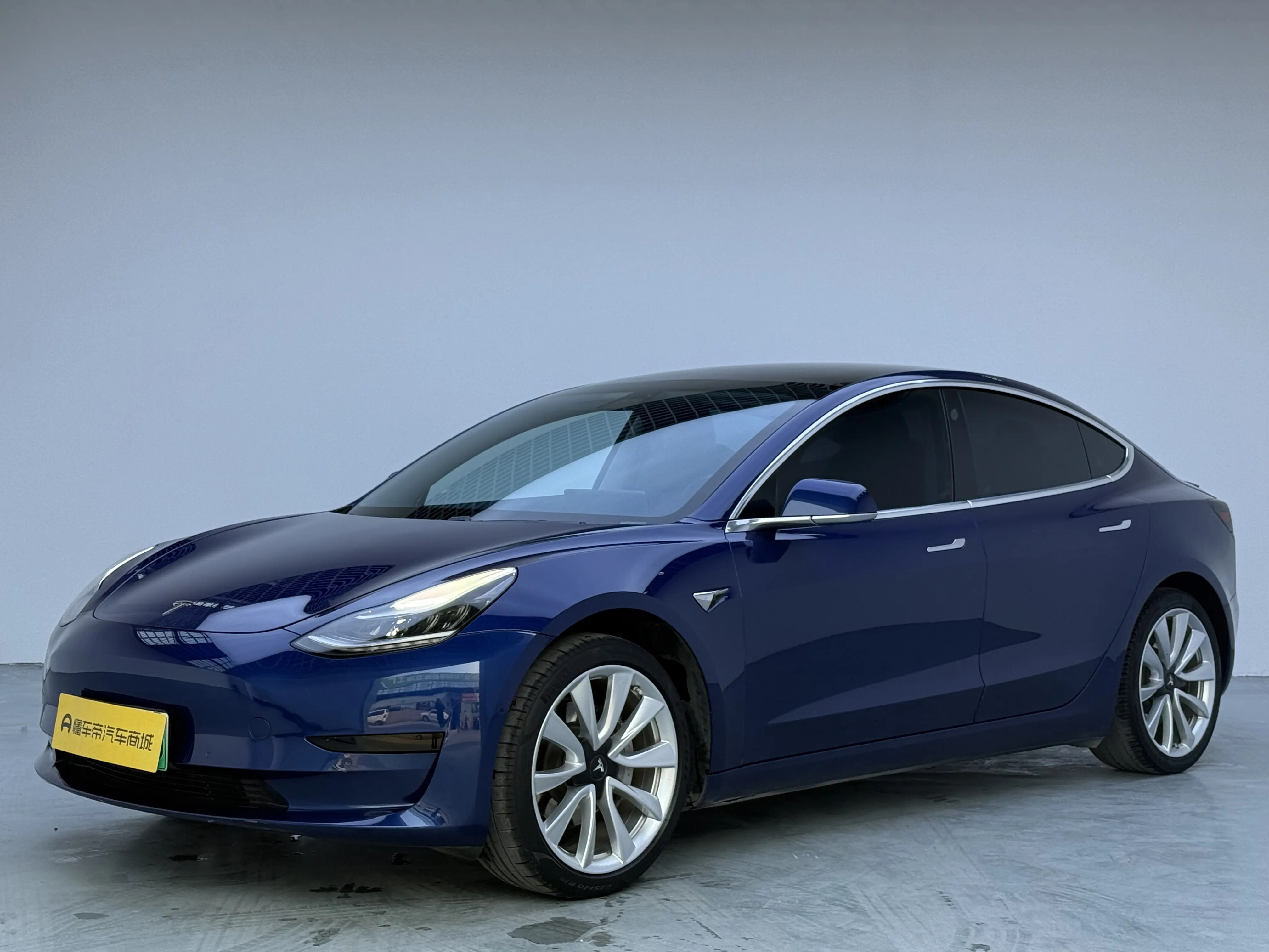 Tesla Model 3  из Китая