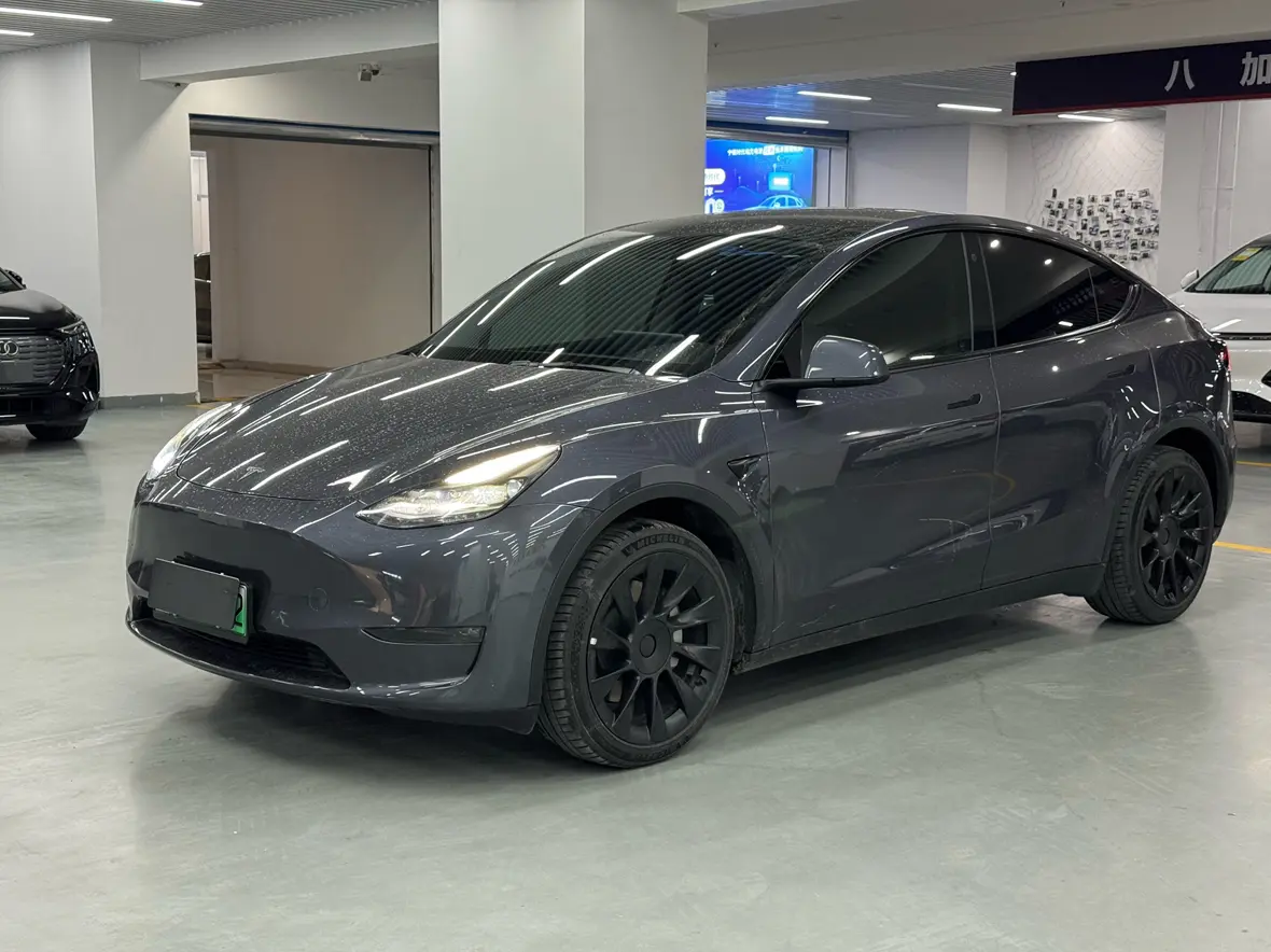 Tesla Model Y  из Китая