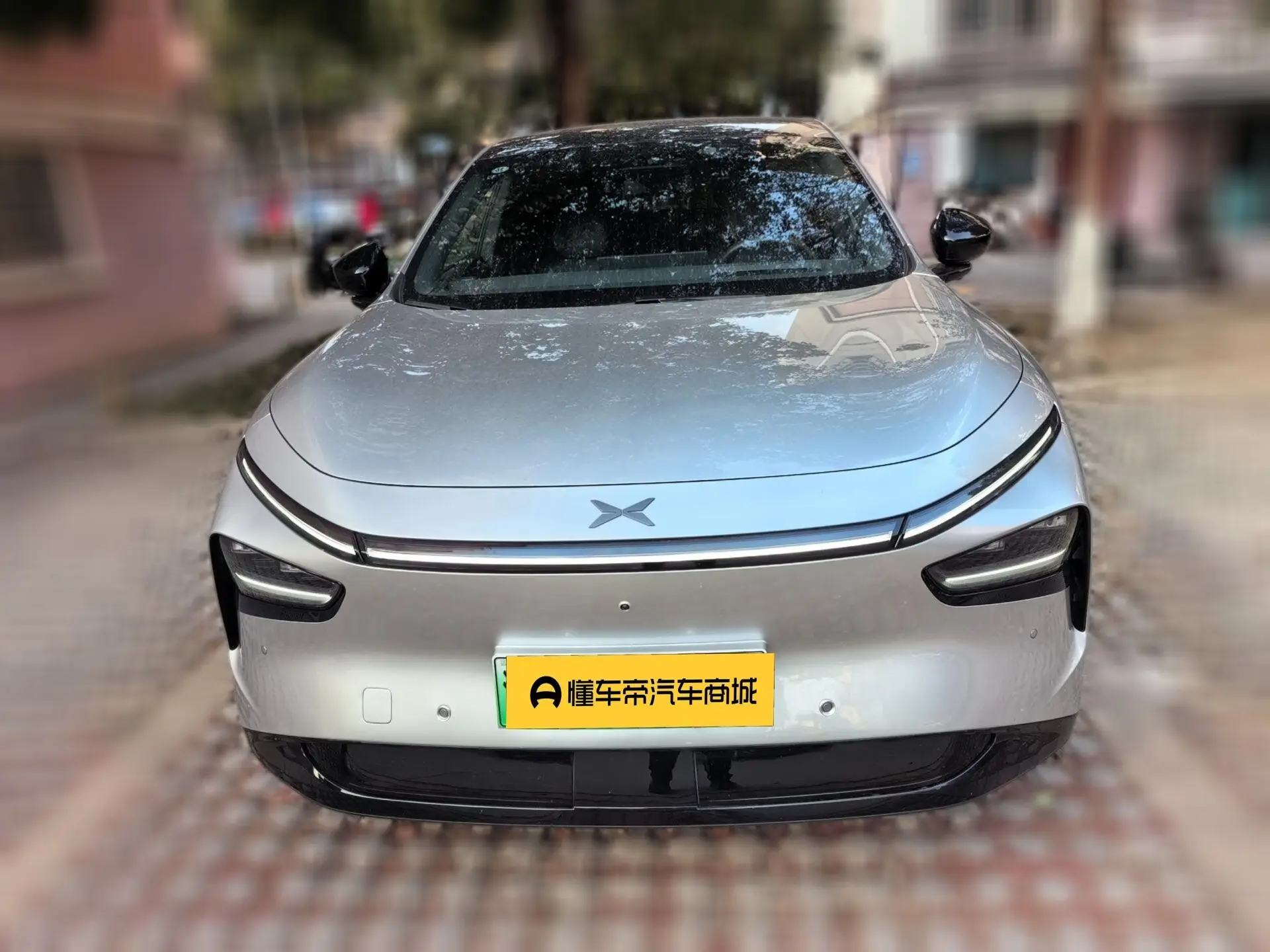 Xpeng G7  из Китая