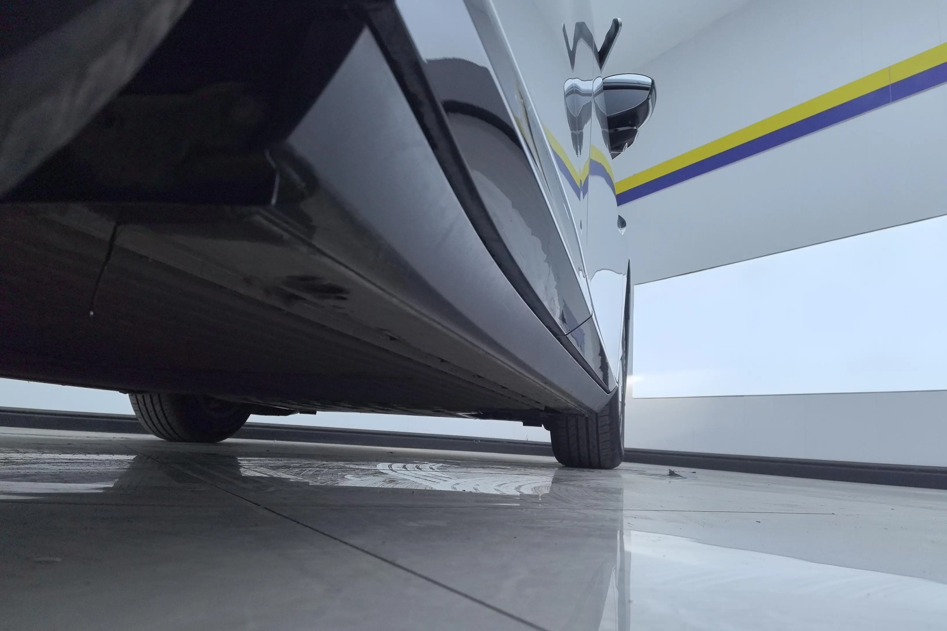 Xpeng P7+  из Китая