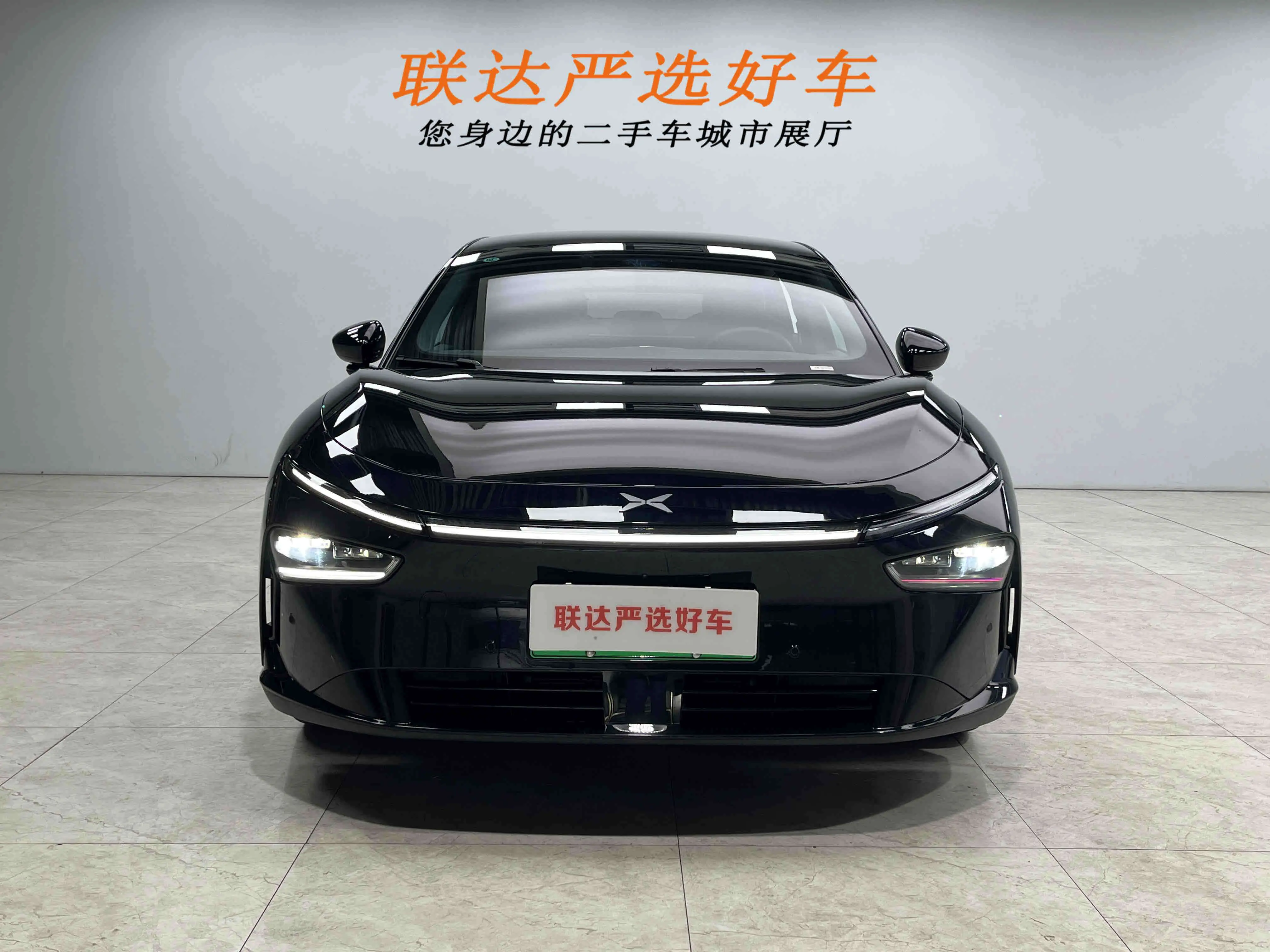 Xpeng P7+  из Китая