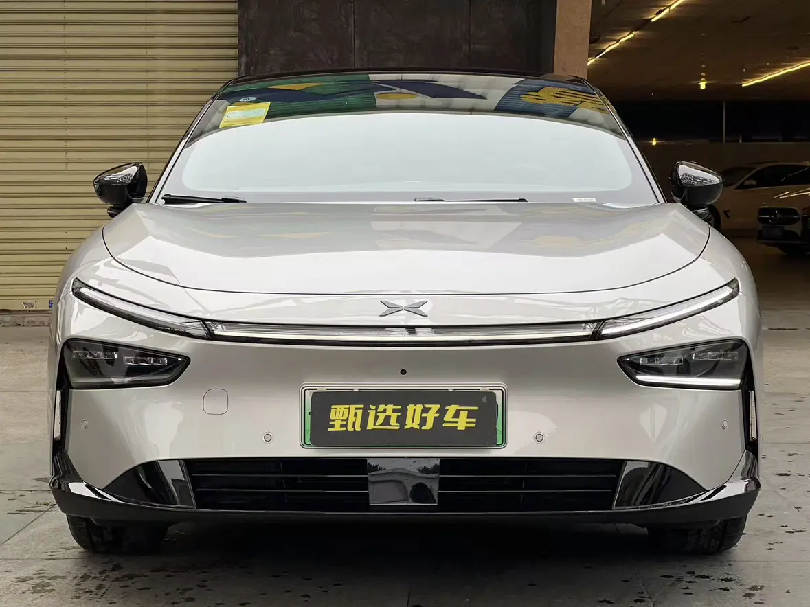 Xpeng P7+  из Китая