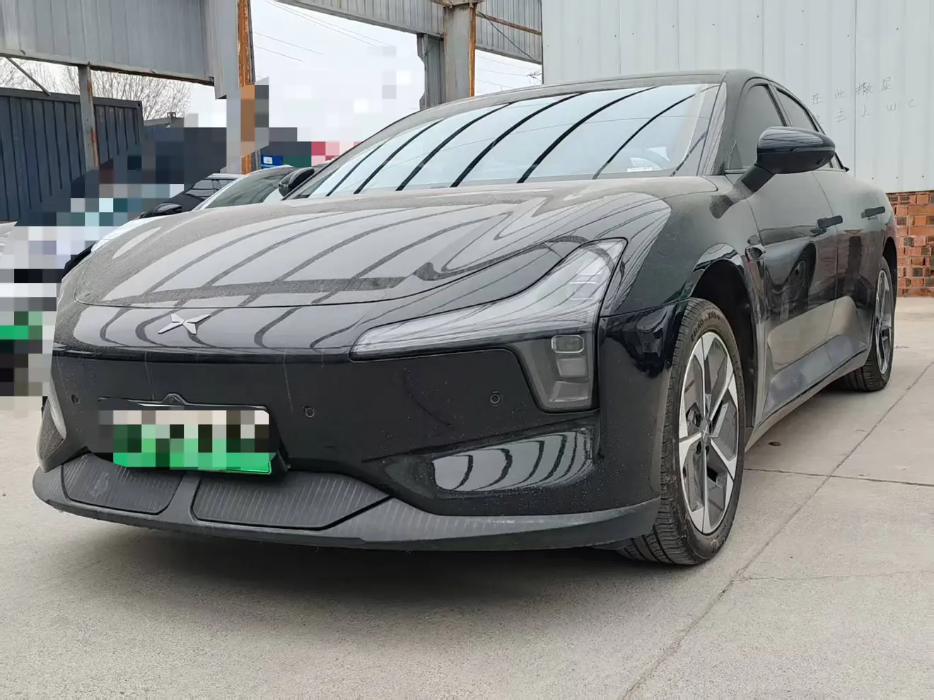 Xpeng Xiaopeng MONA M03  из Китая