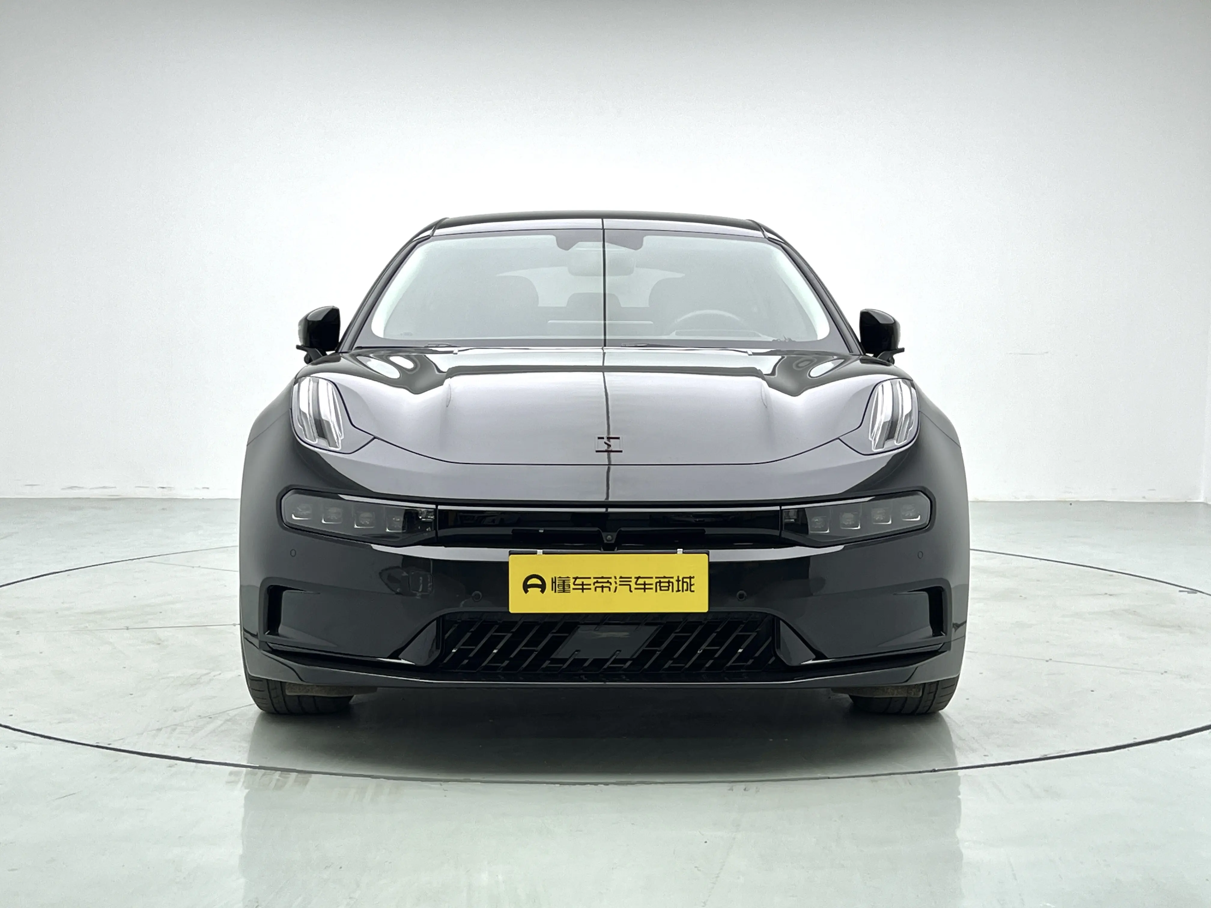 ZEEKR 001  из Китая