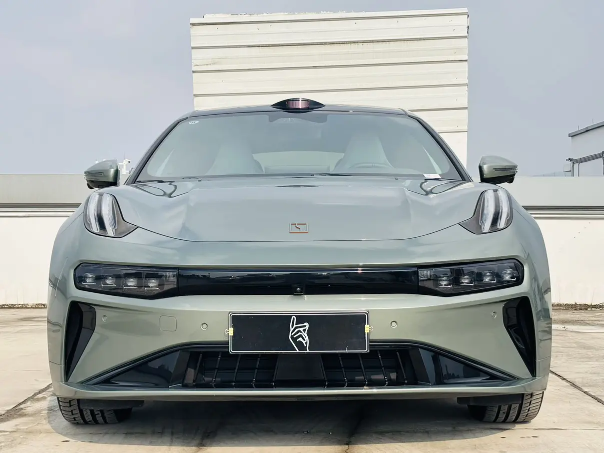 ZEEKR 001  из Китая