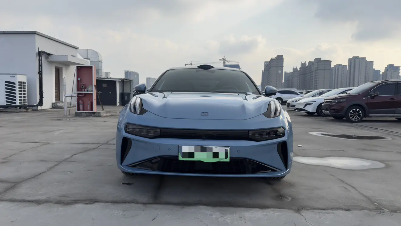 ZEEKR 001  из Китая