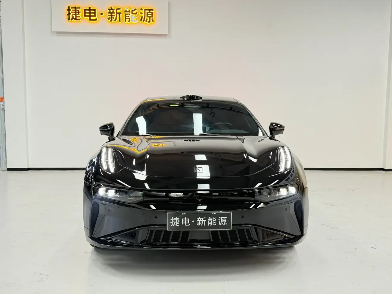 ZEEKR 001  из Китая