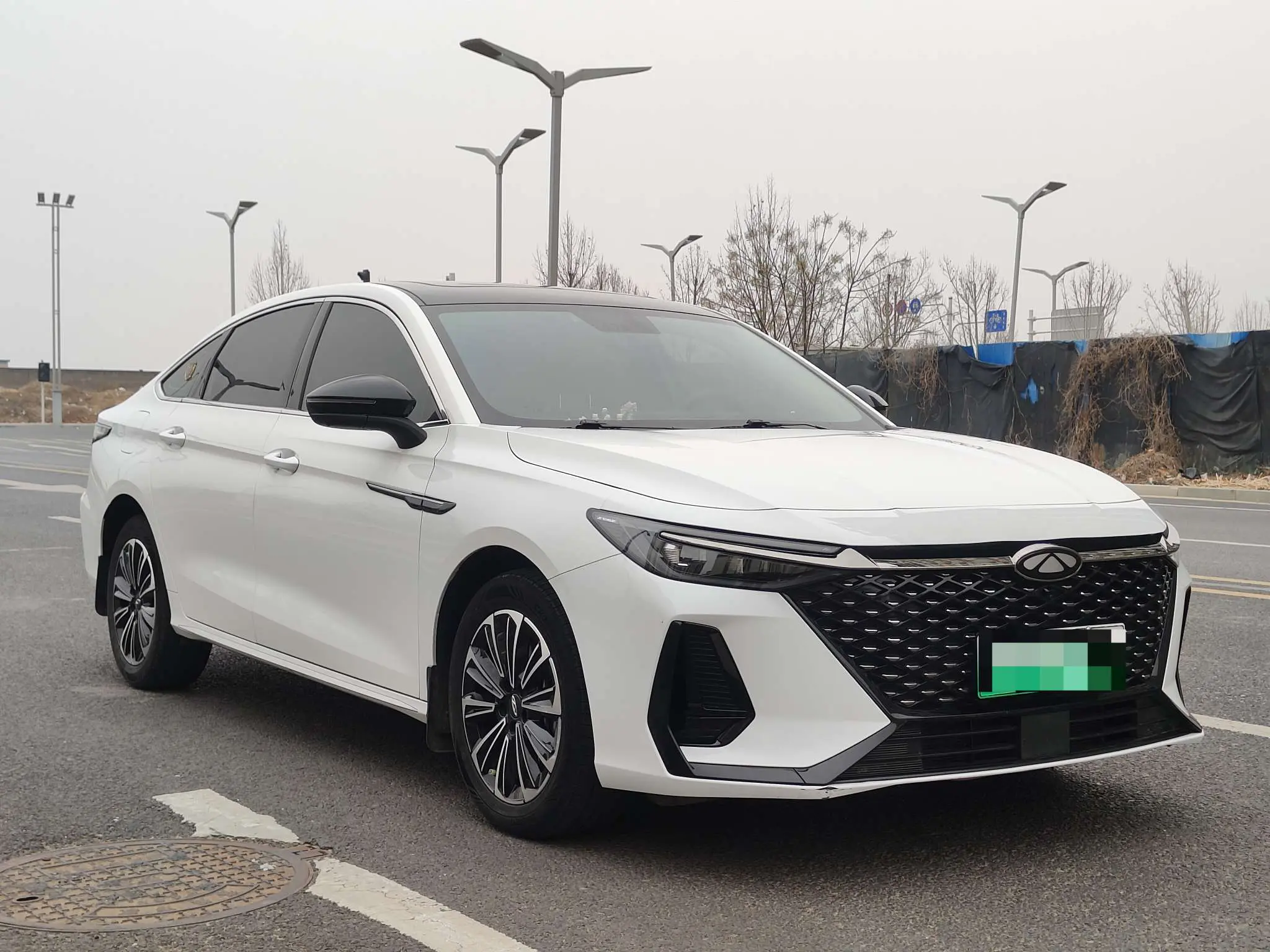Chery Fengyun A8  из Китая