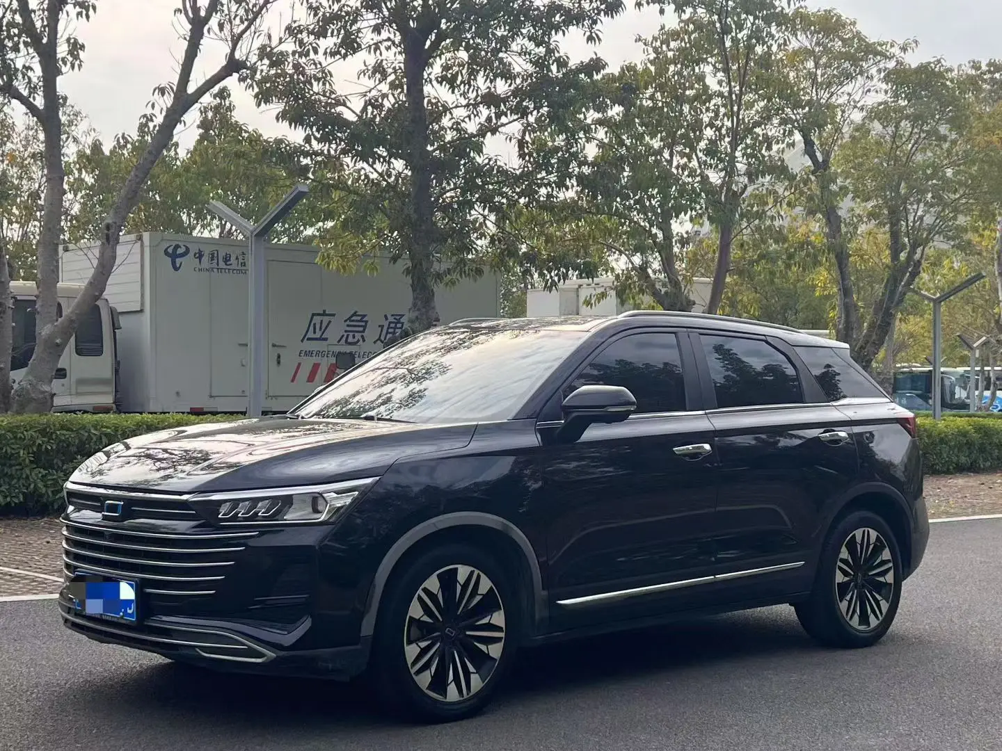 FAW Bestune T77 (Besturn T77)  из Китая