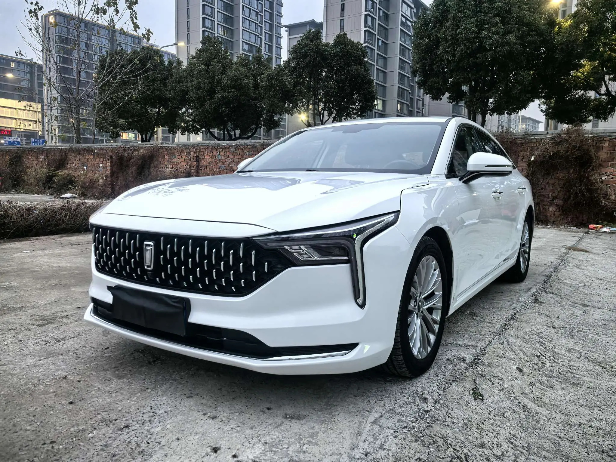 FAW Bestune B70 (Besturn B70)  из Китая