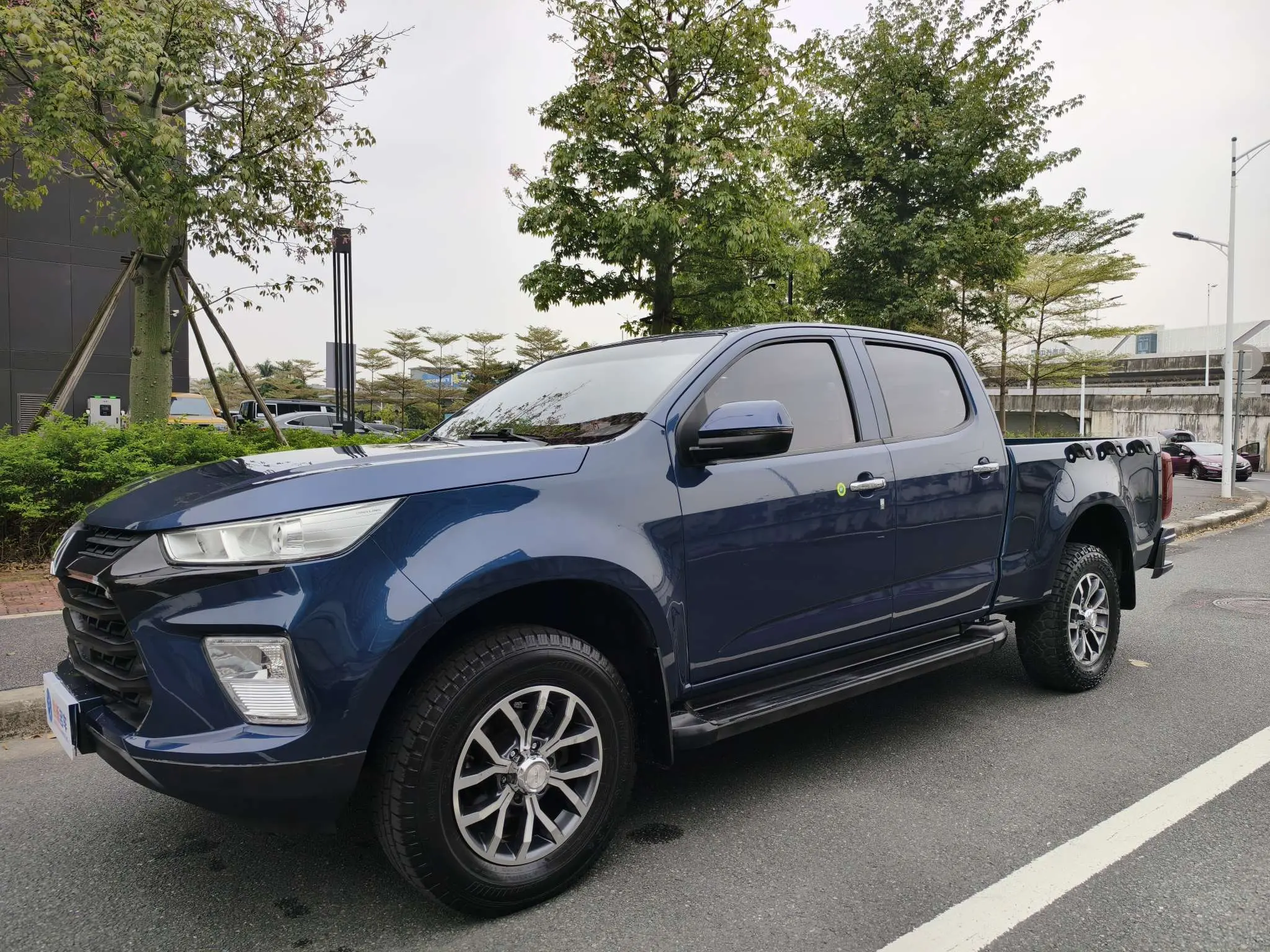 Isuzu TAGA Daka H  из Китая