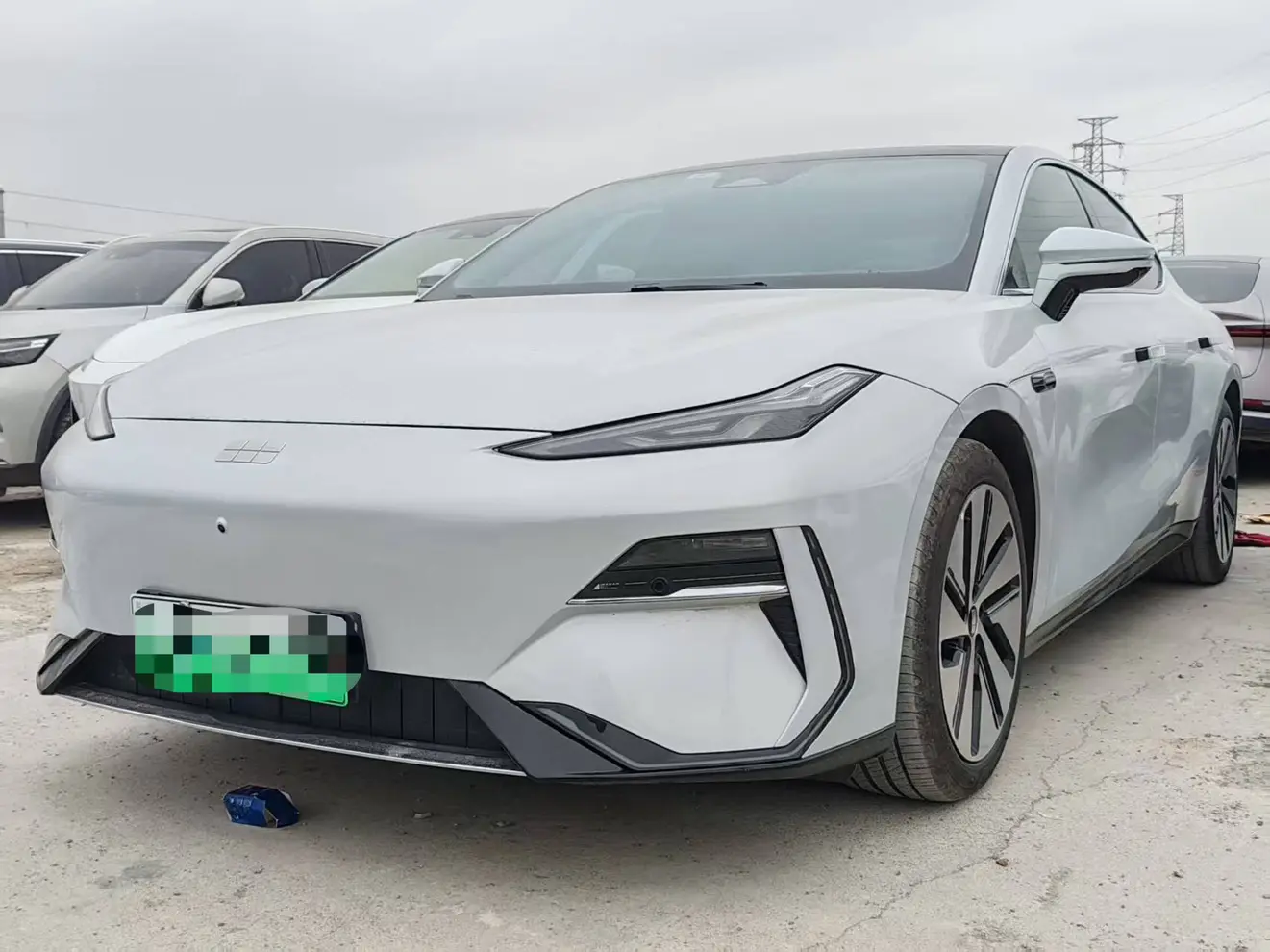 Geely Galaxy E8  из Китая