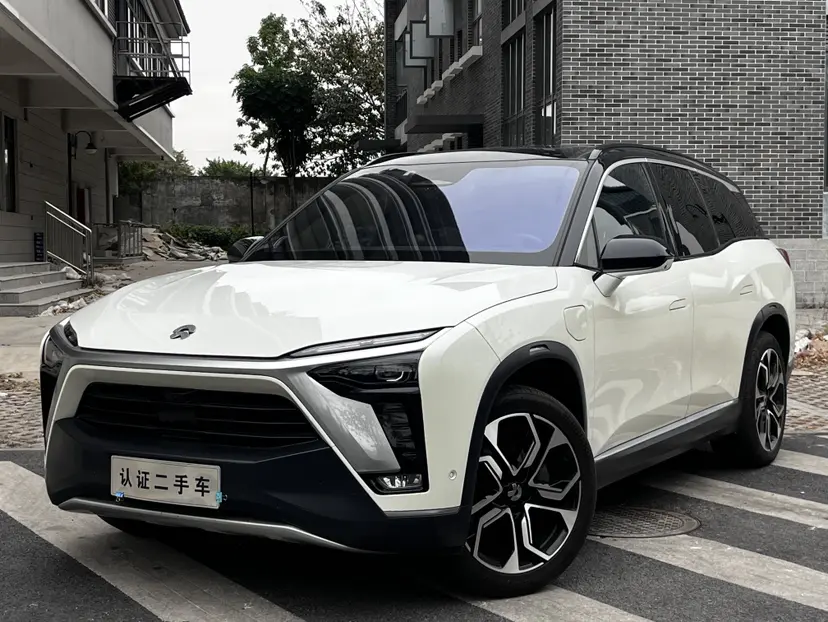 NIO ES8  из Китая
