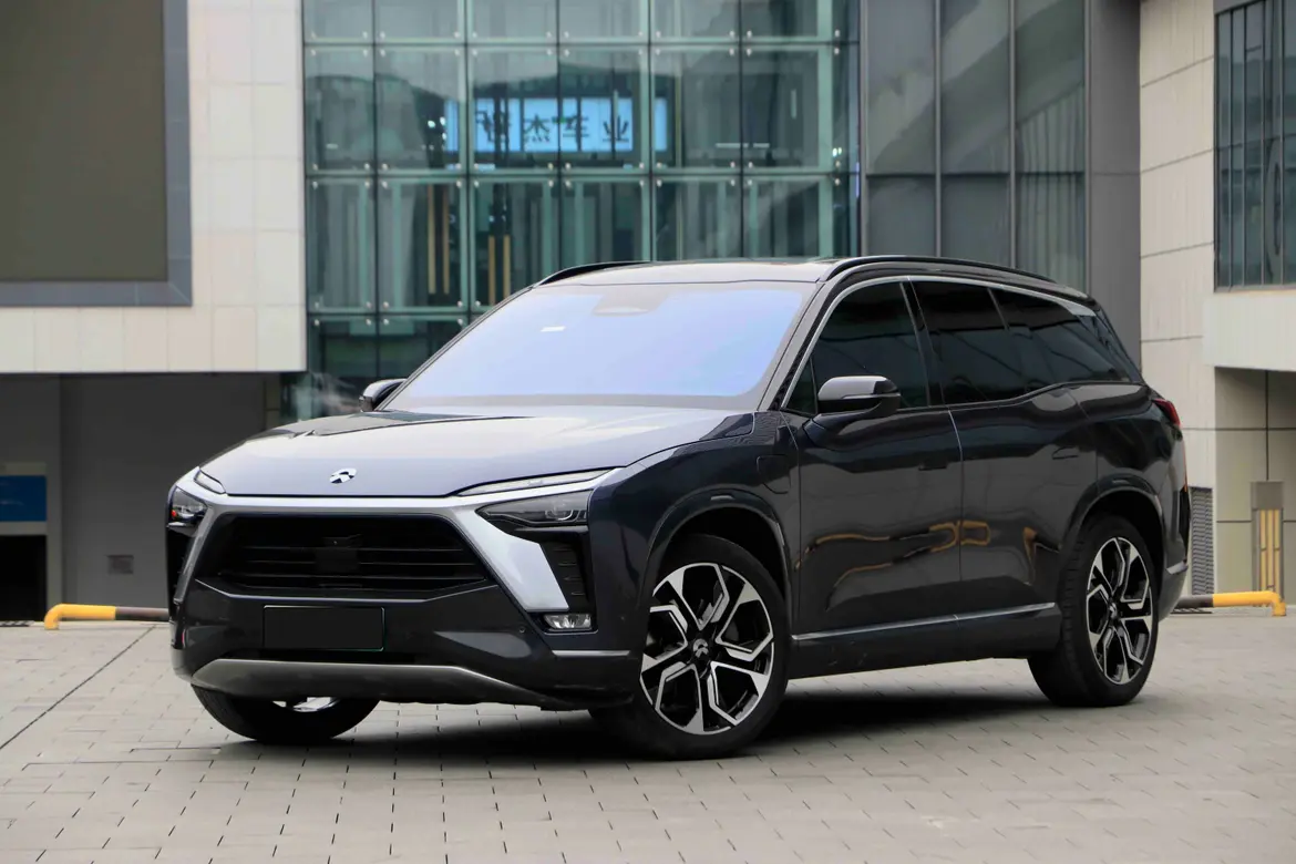 NIO ES8  из Китая