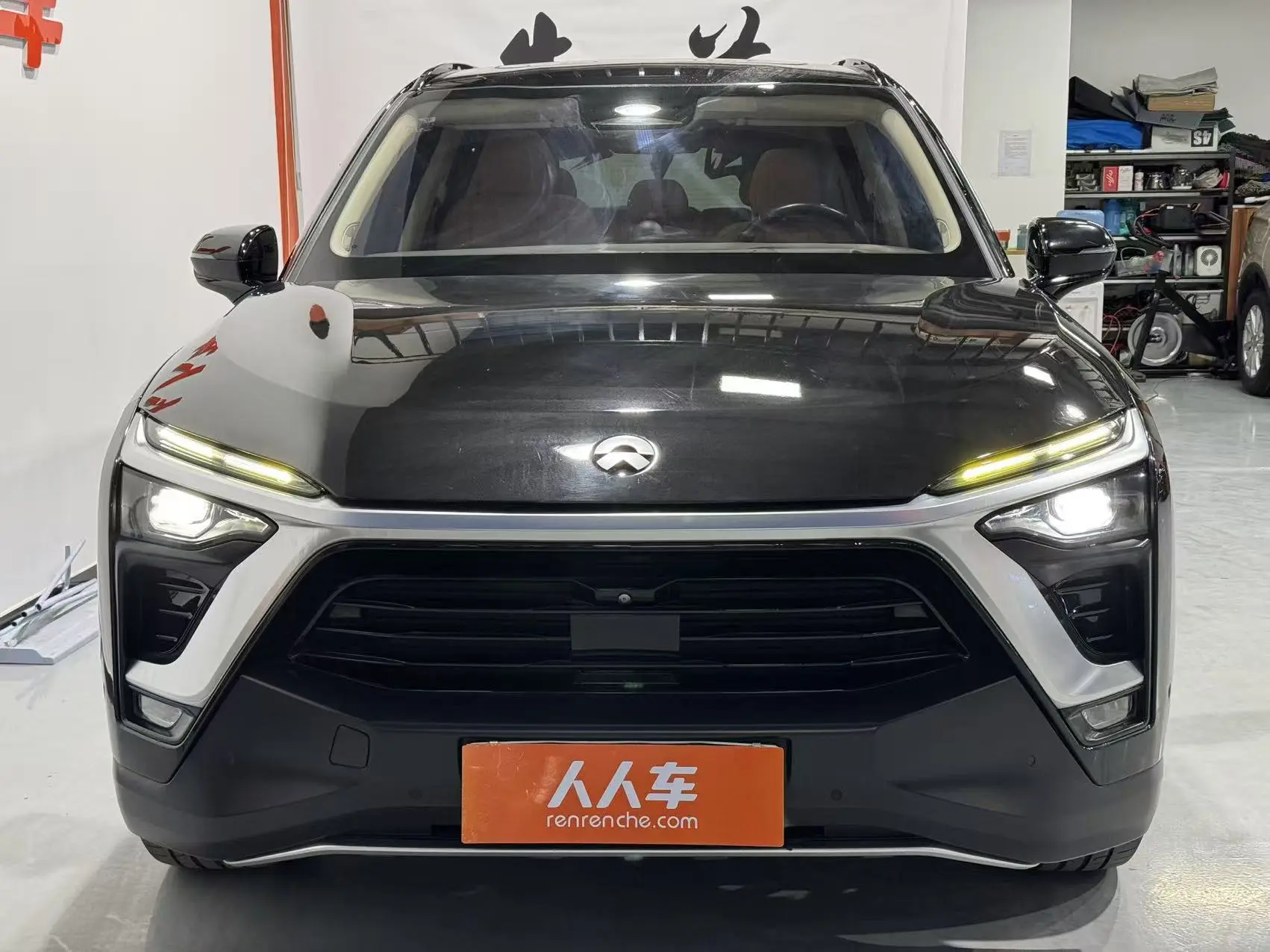 NIO ES8  из Китая