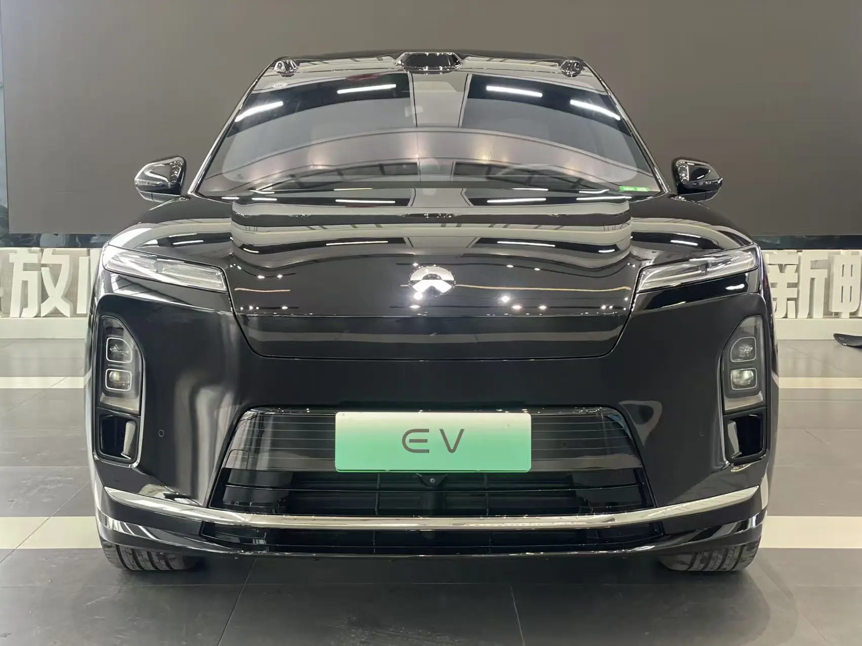 NIO ES8  из Китая