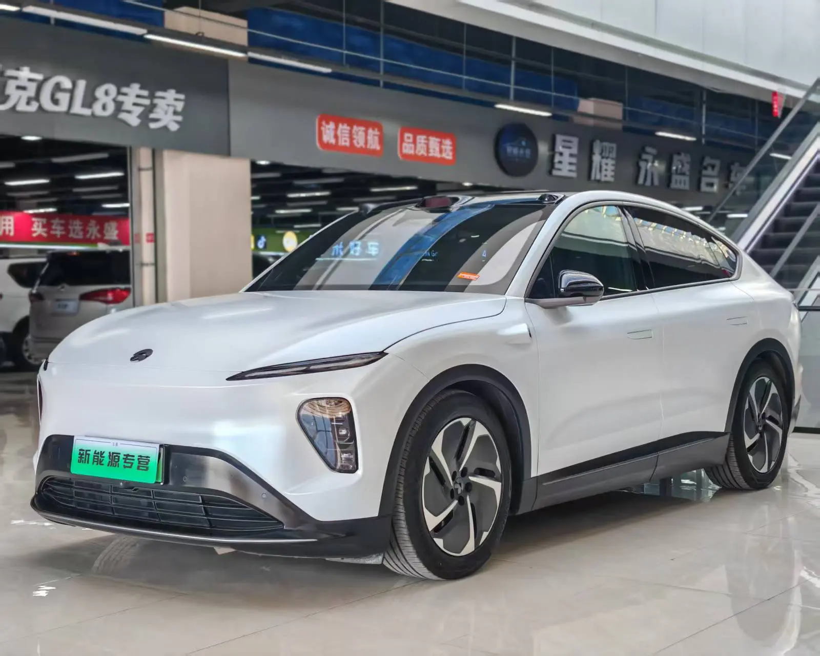 NIO EC7  из Китая