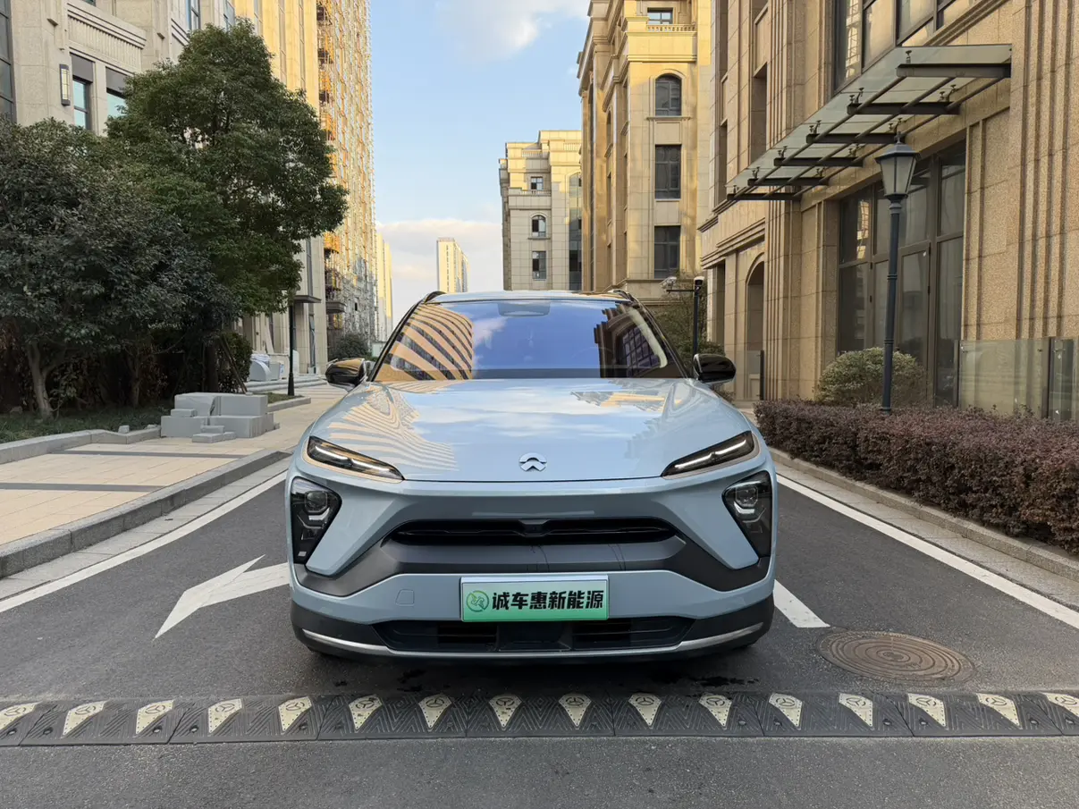 NIO ES6  из Китая