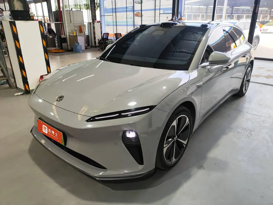 NIO ET5T  из Китая