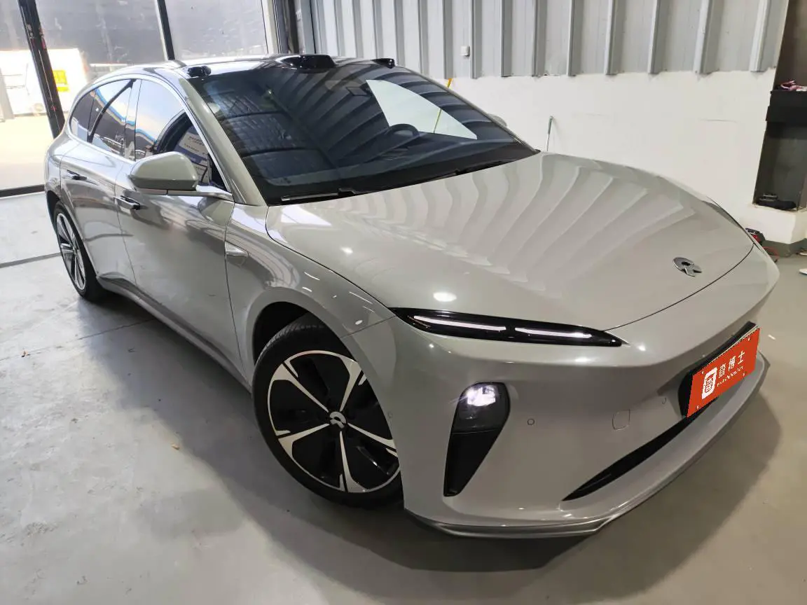 NIO ET5T  из Китая