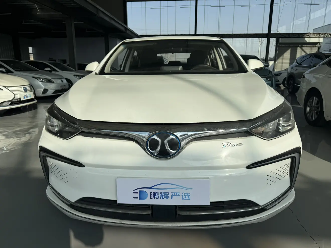 BAIC Beijing EU5  из Китая