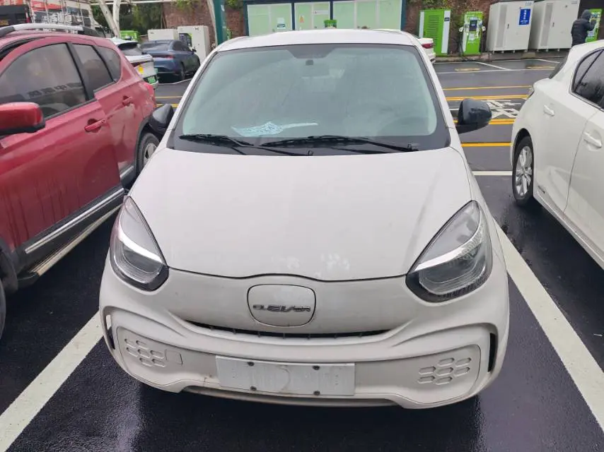 Roewe CLEVER  из Китая