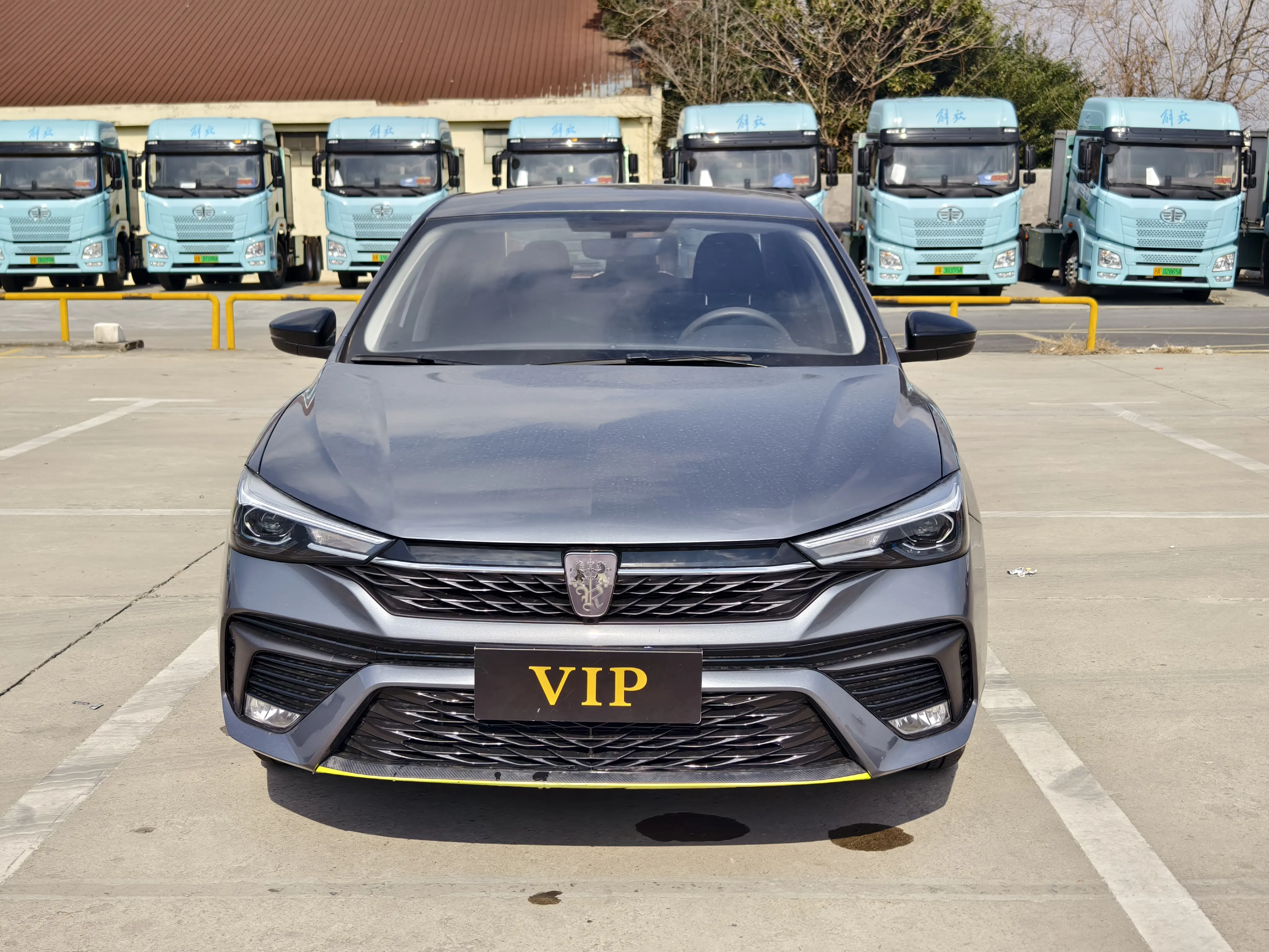 Roewe i5  из Китая