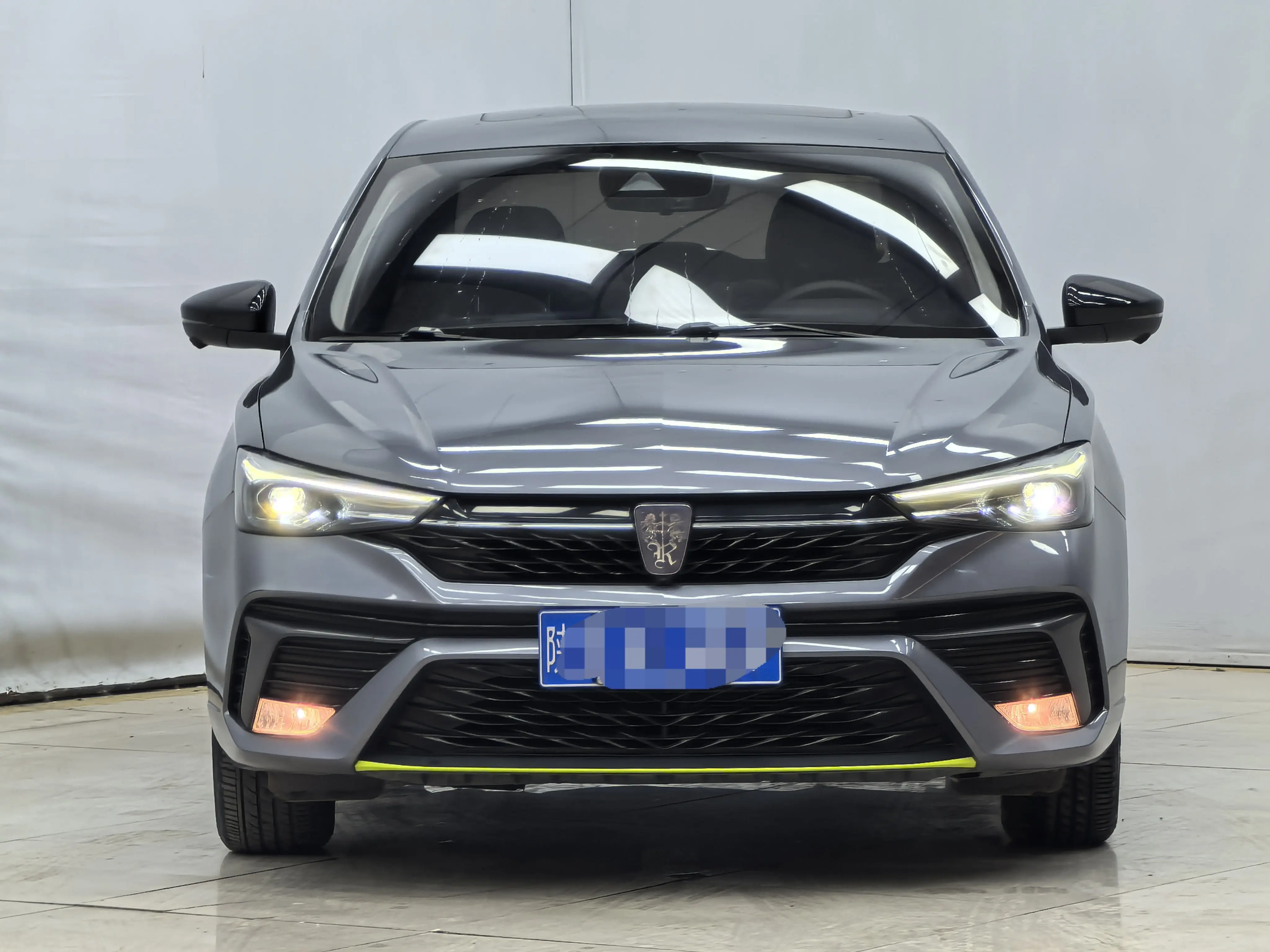 Roewe i5  из Китая