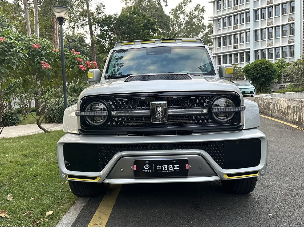 Tank Cyber  300  из Китая