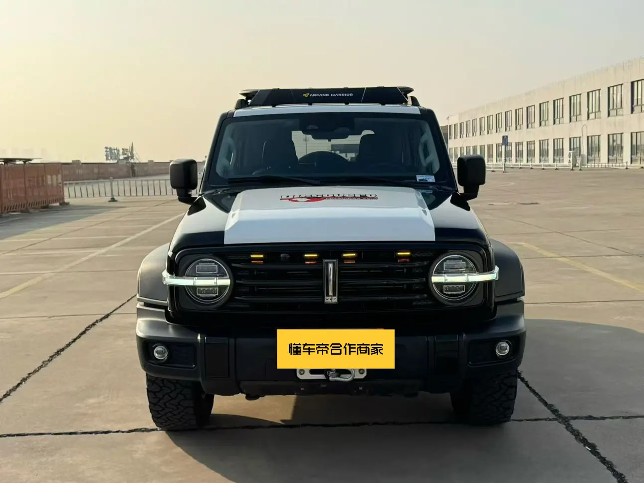 Tank 300  из Китая