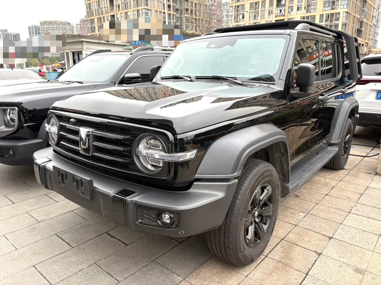 Tank 300  из Китая