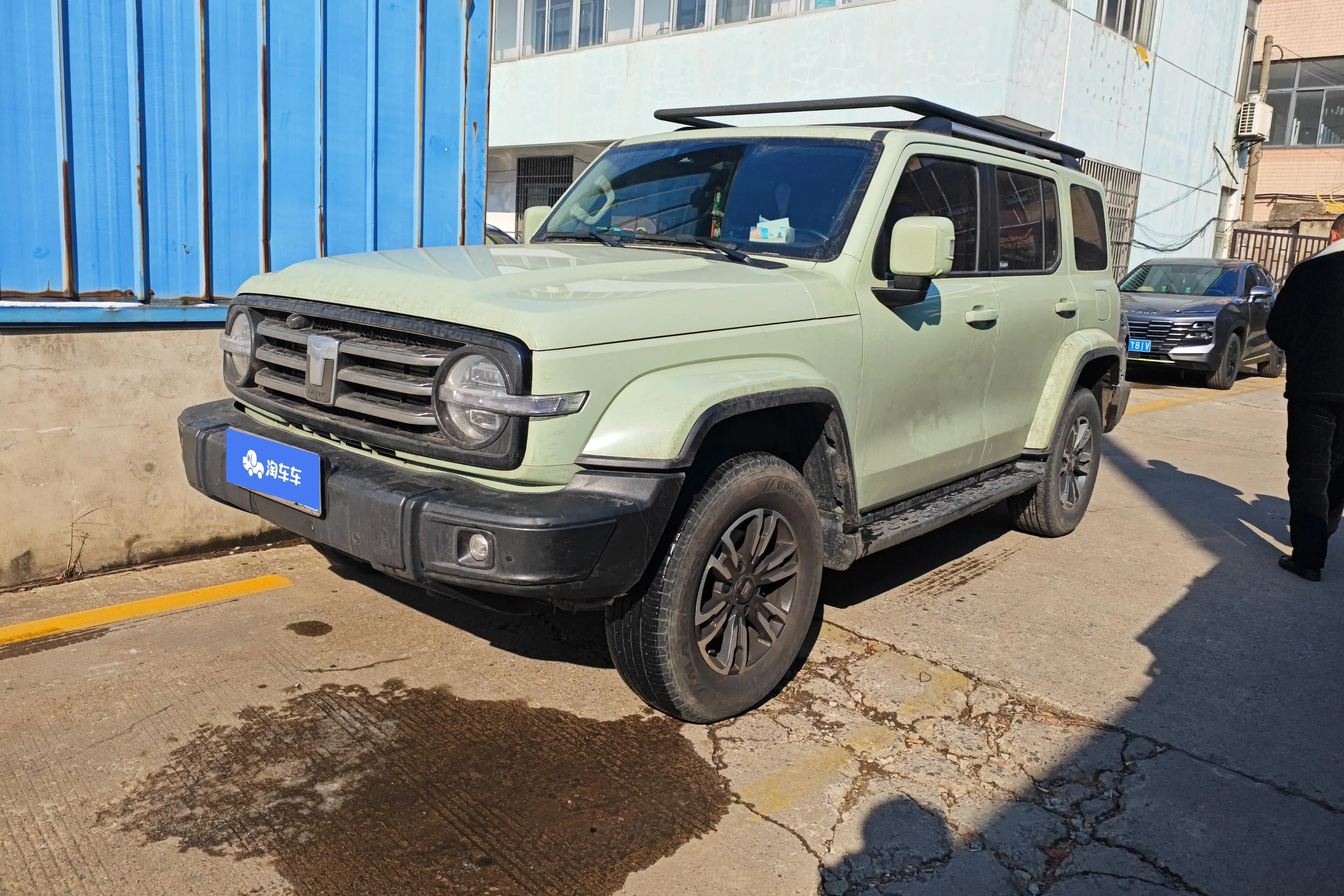 Tank 300  из Китая