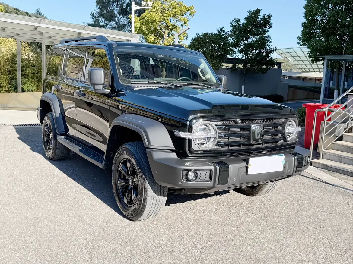 Tank 300  из Китая