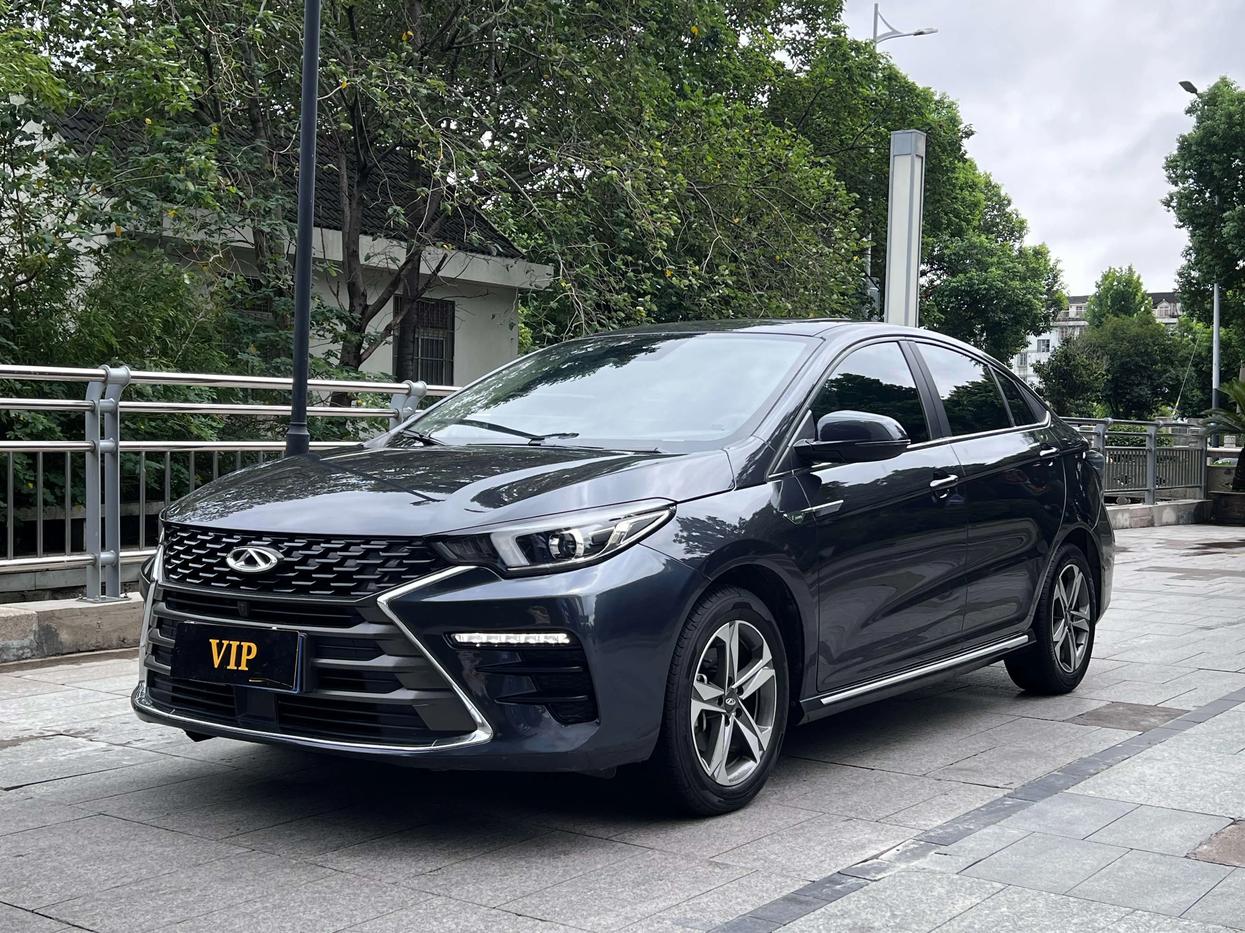 Omoda S5  из Китая