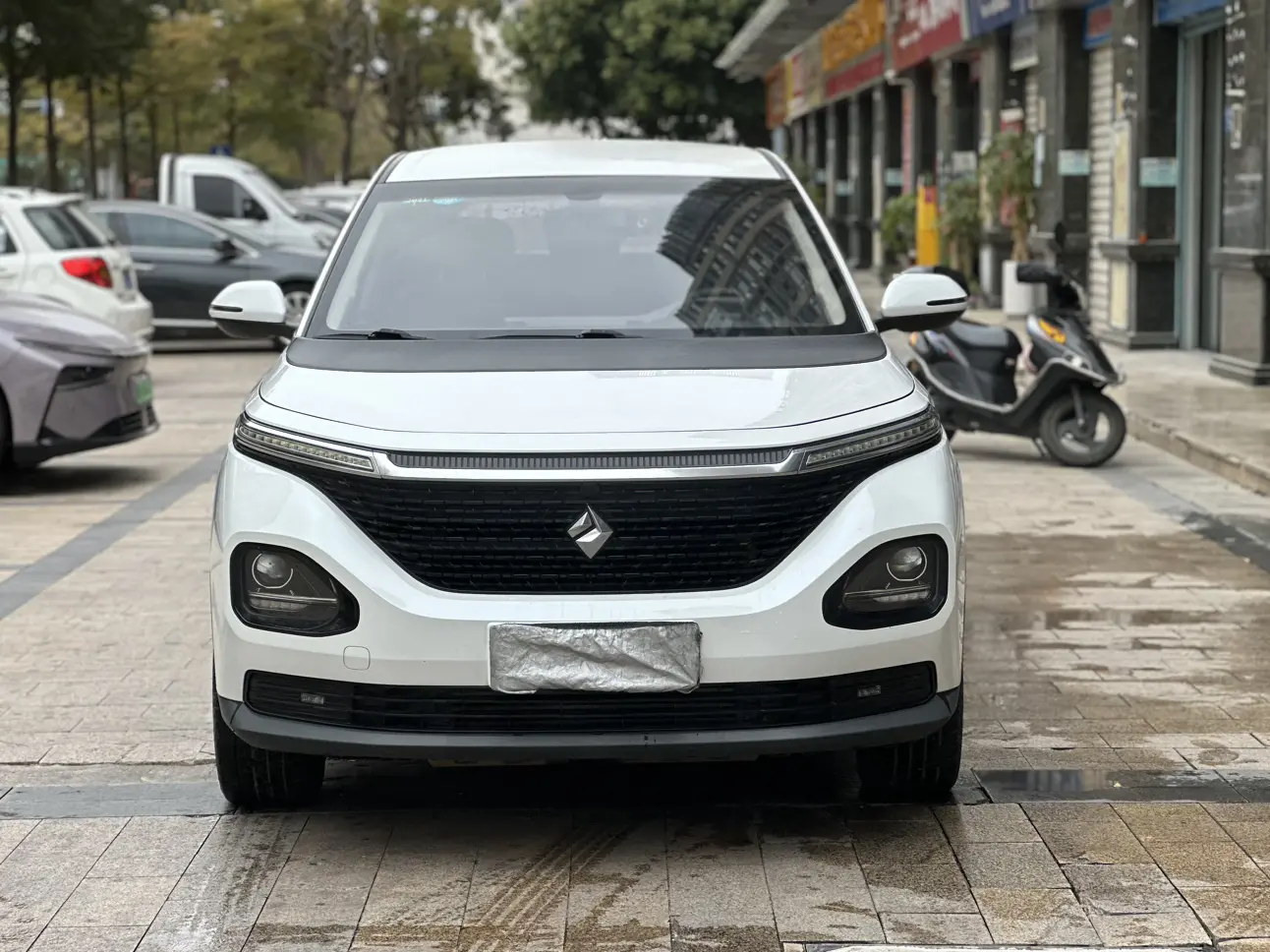 Baojun RM-5  из Китая