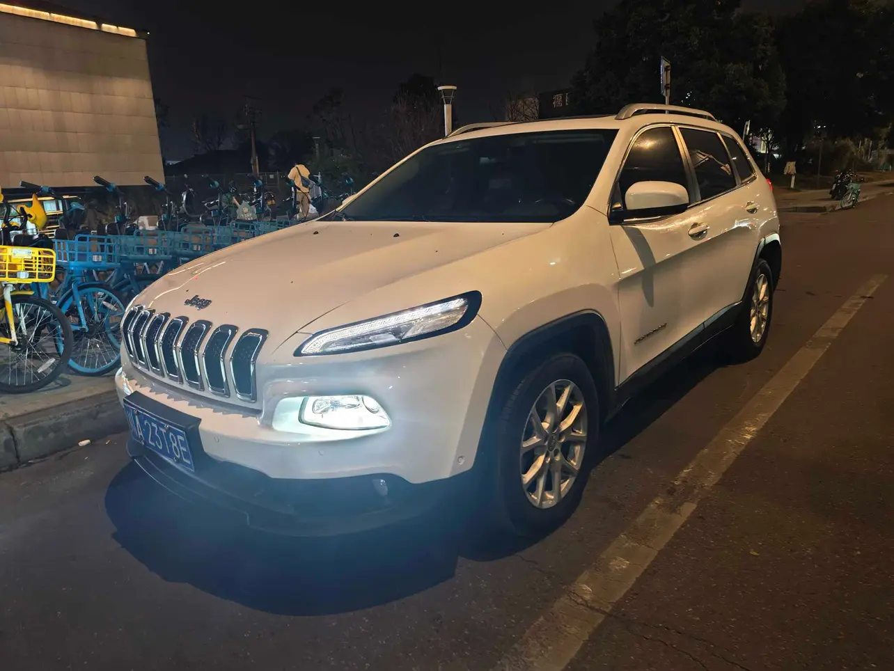 Jeep Cherokee  из Китая