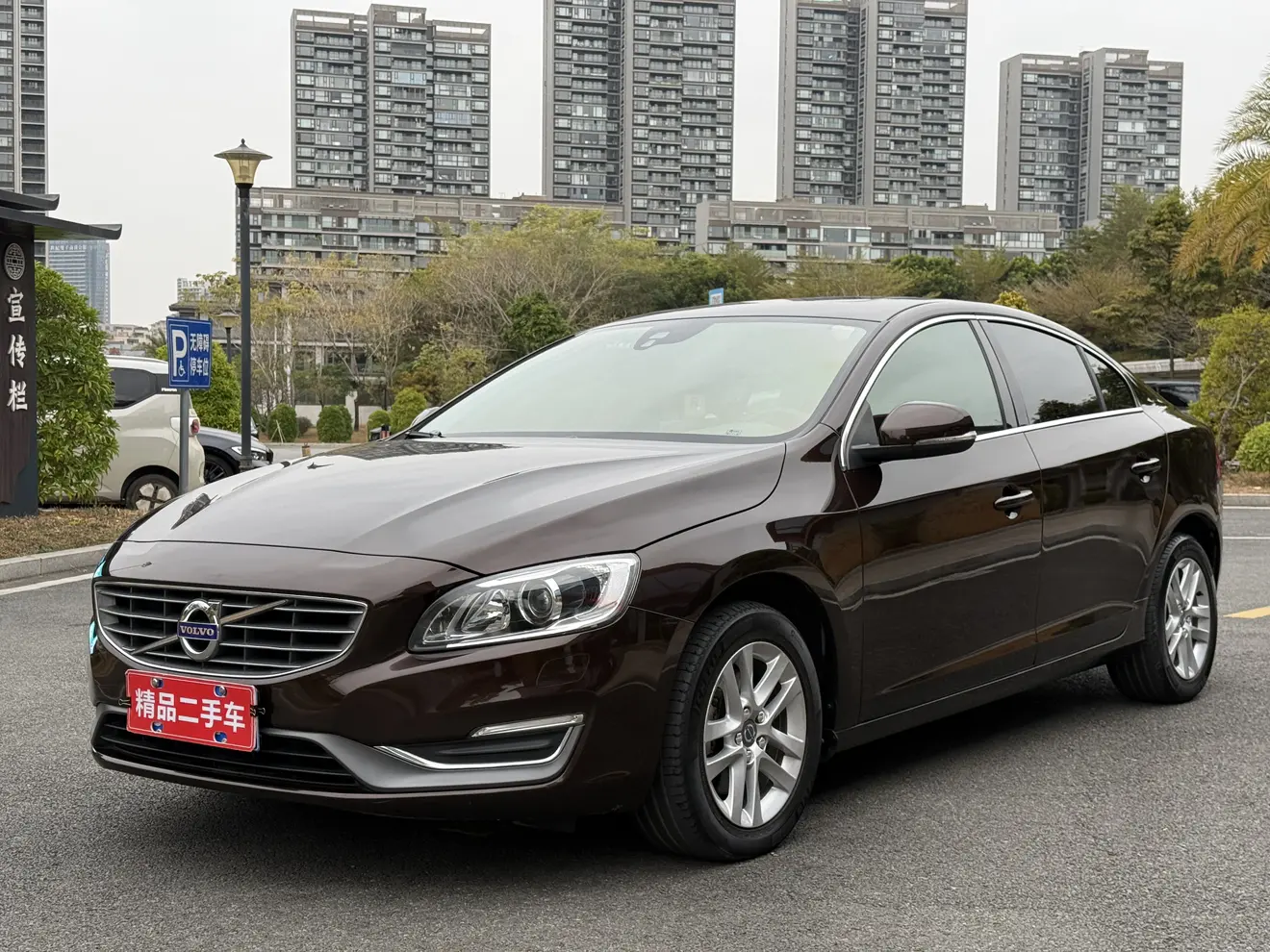 Volvo S60  из Китая