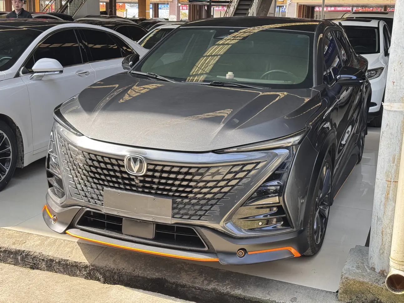 Changan UNI-T  из Китая